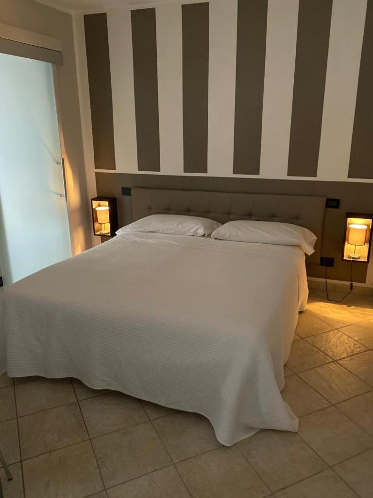 Deluxe Room - Photo 1