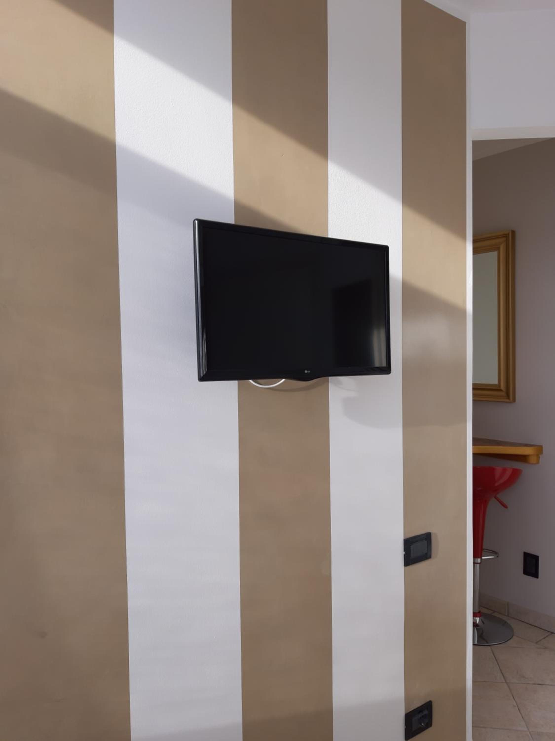 Twin Room with Private Bathroom - Photo 1