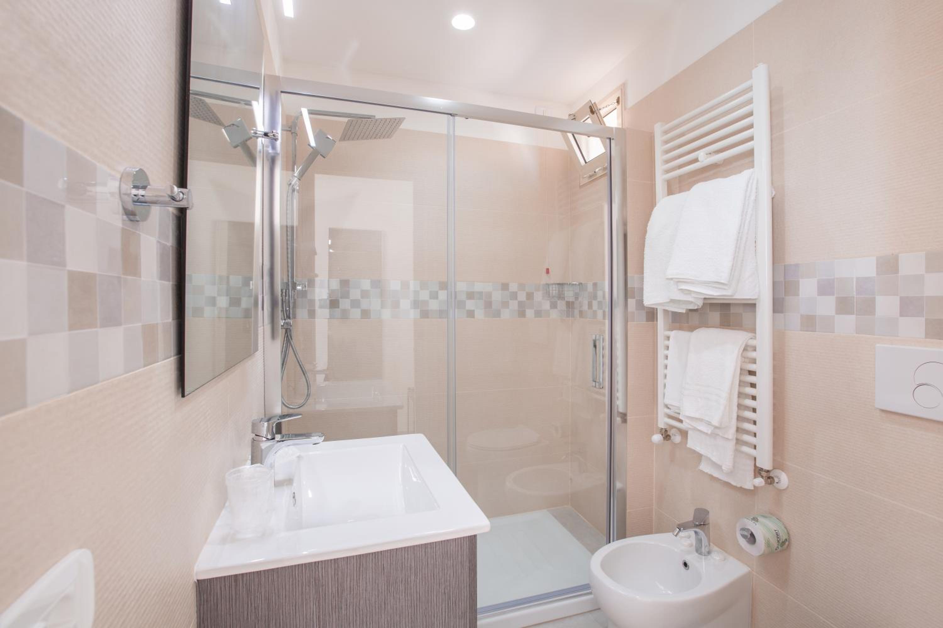 Double Room with Sea View photo 2