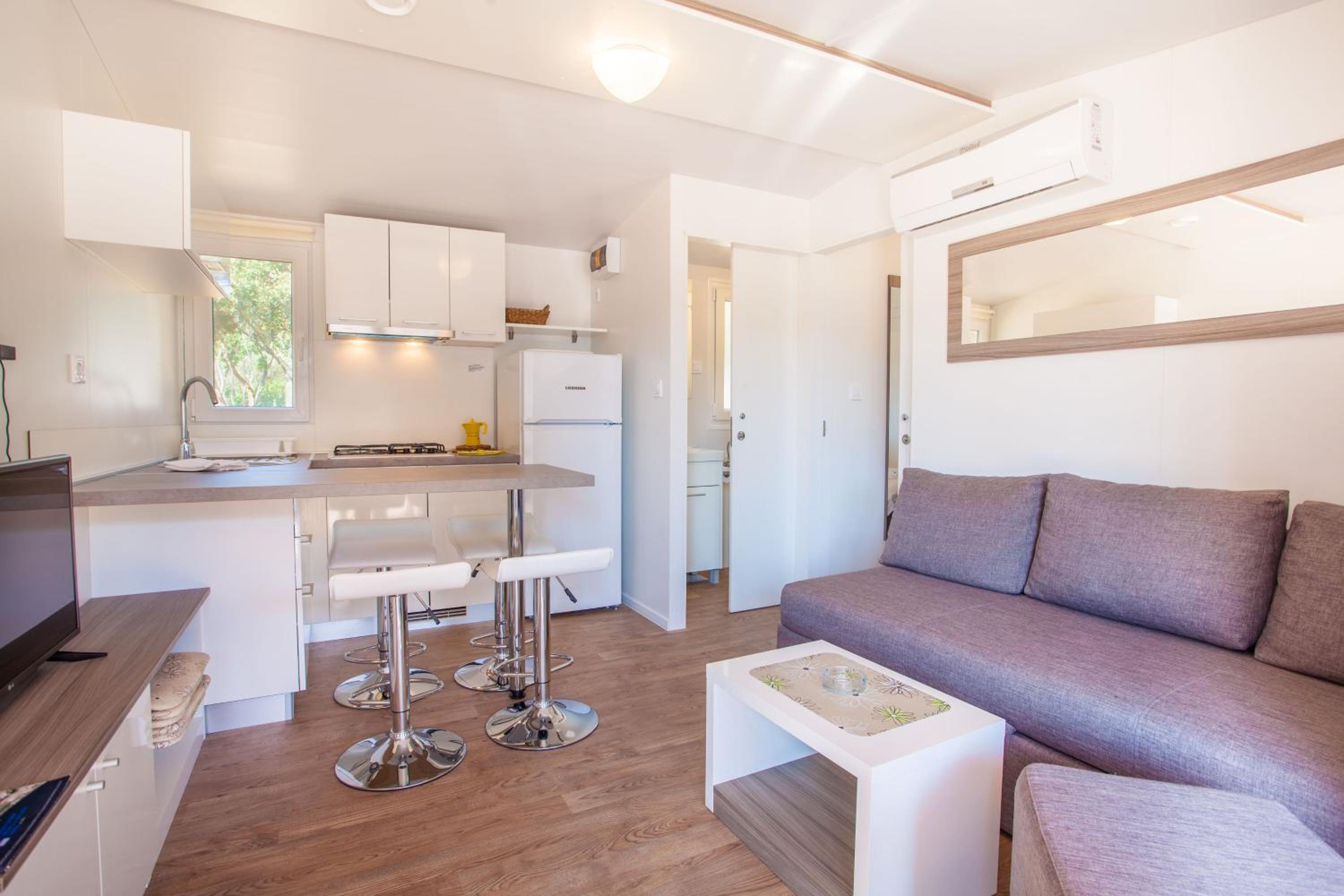 Standard Two Bedroom Mobile Home photo 2