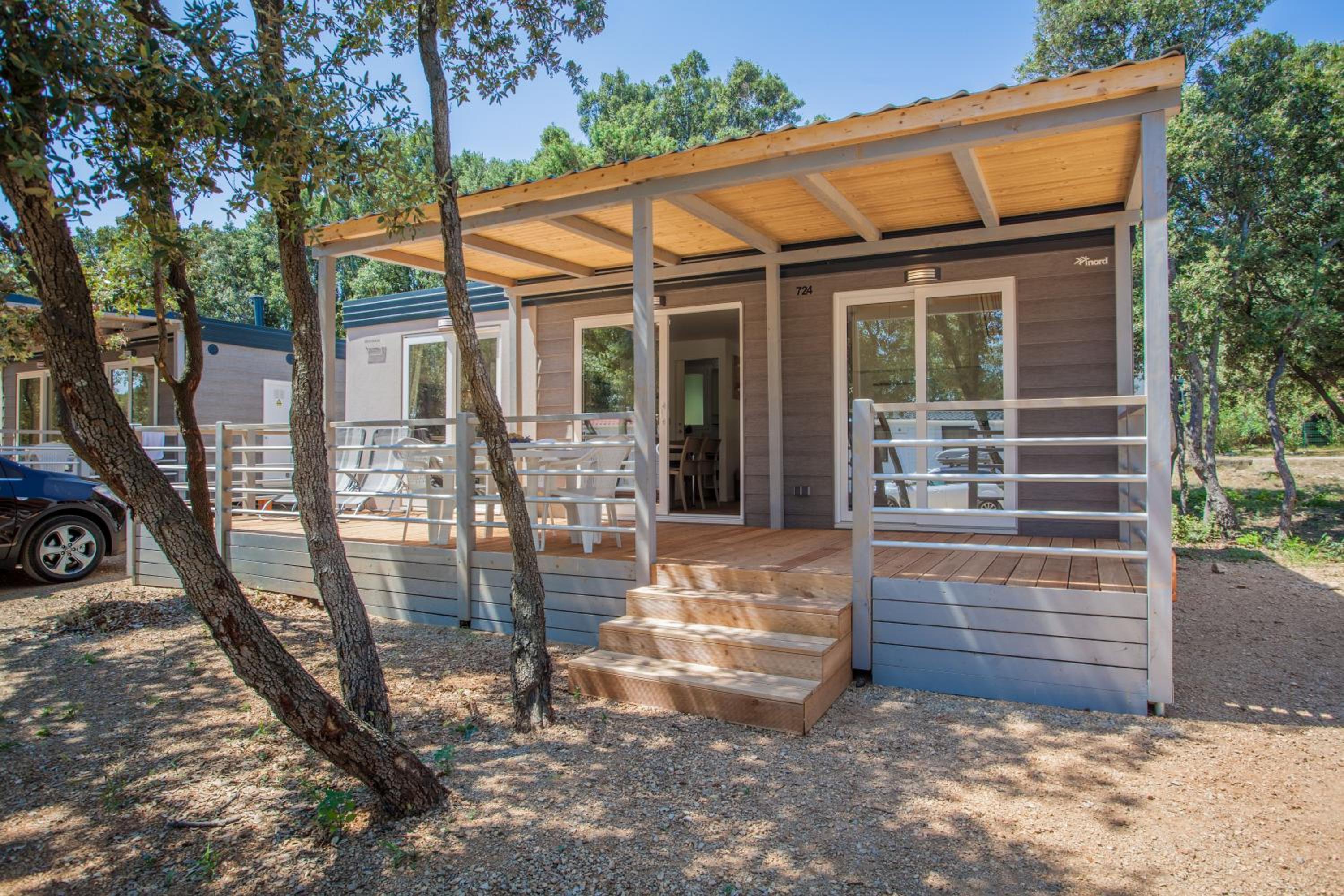 Premium Two bedroom Mobile Home photo 2