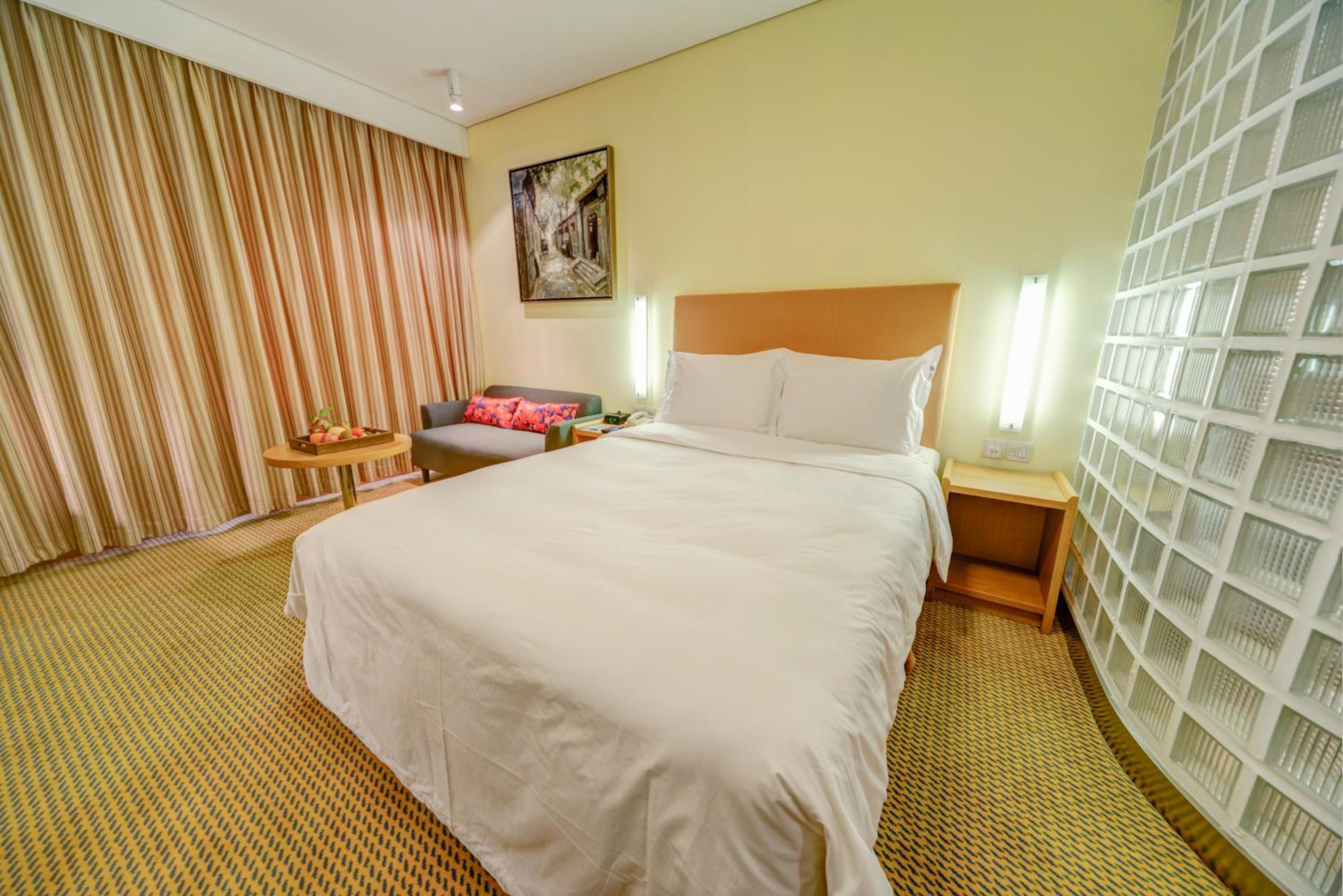 Standard Queen Room - Photo 2