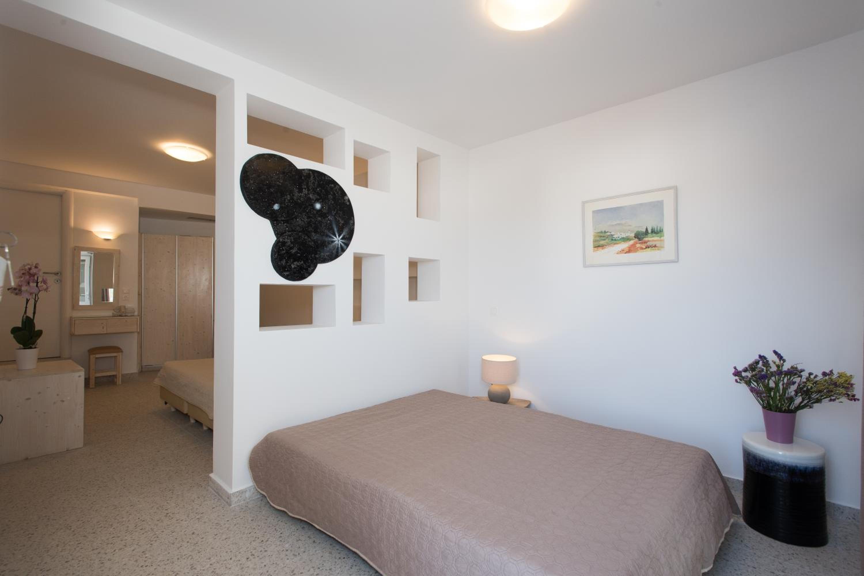 Deluxe Suite with Sea View photo 2