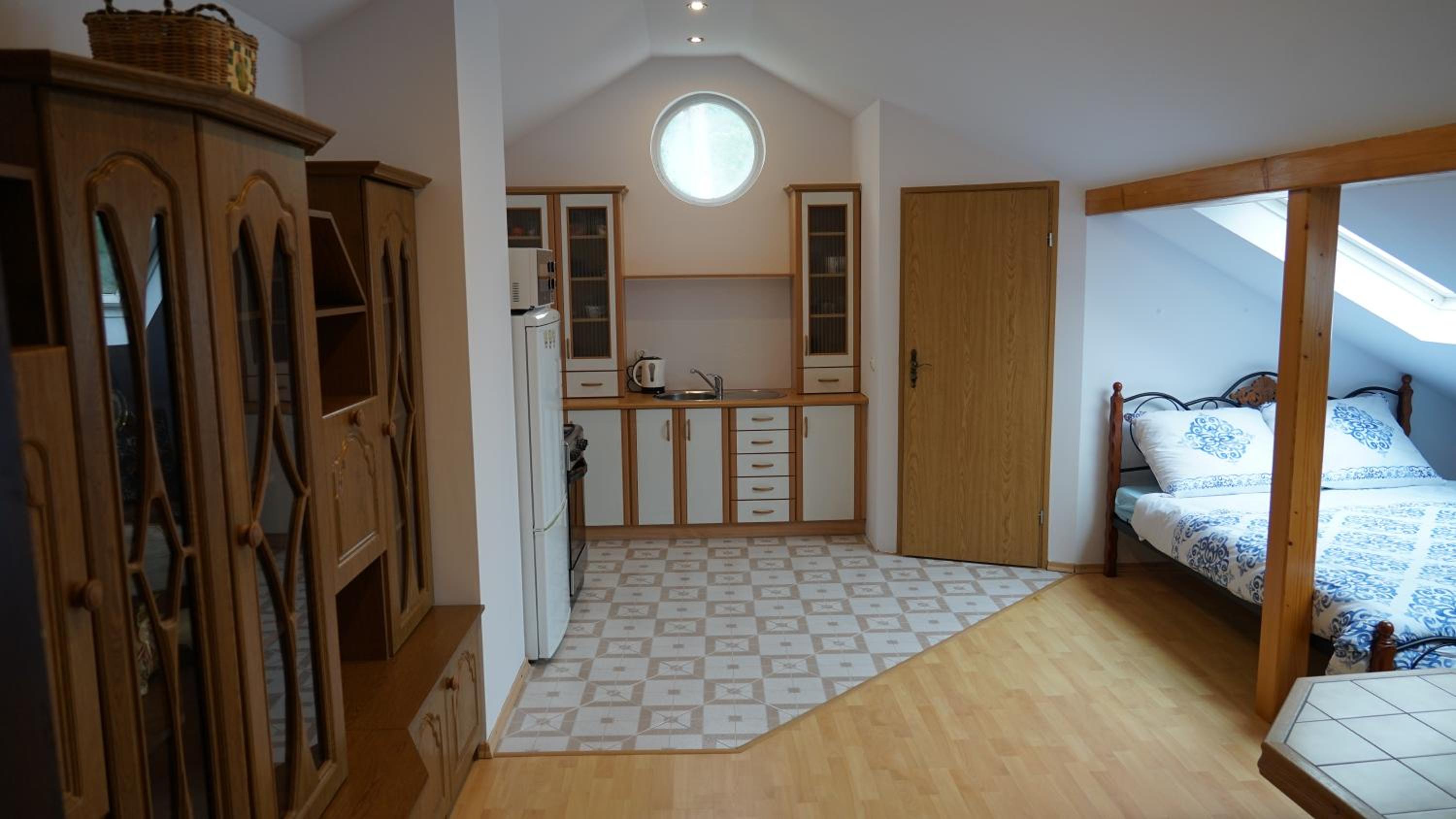 Family Studio - Photo 3