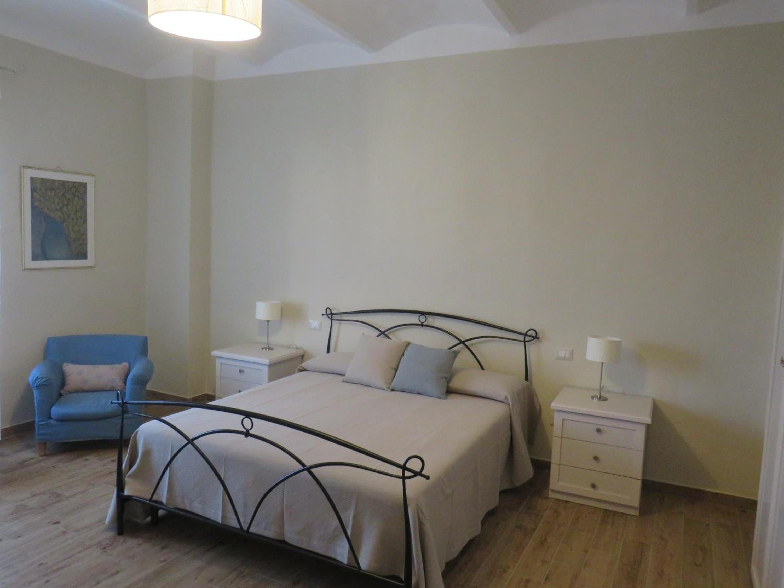 Double Room with Private Bathroom photo 1