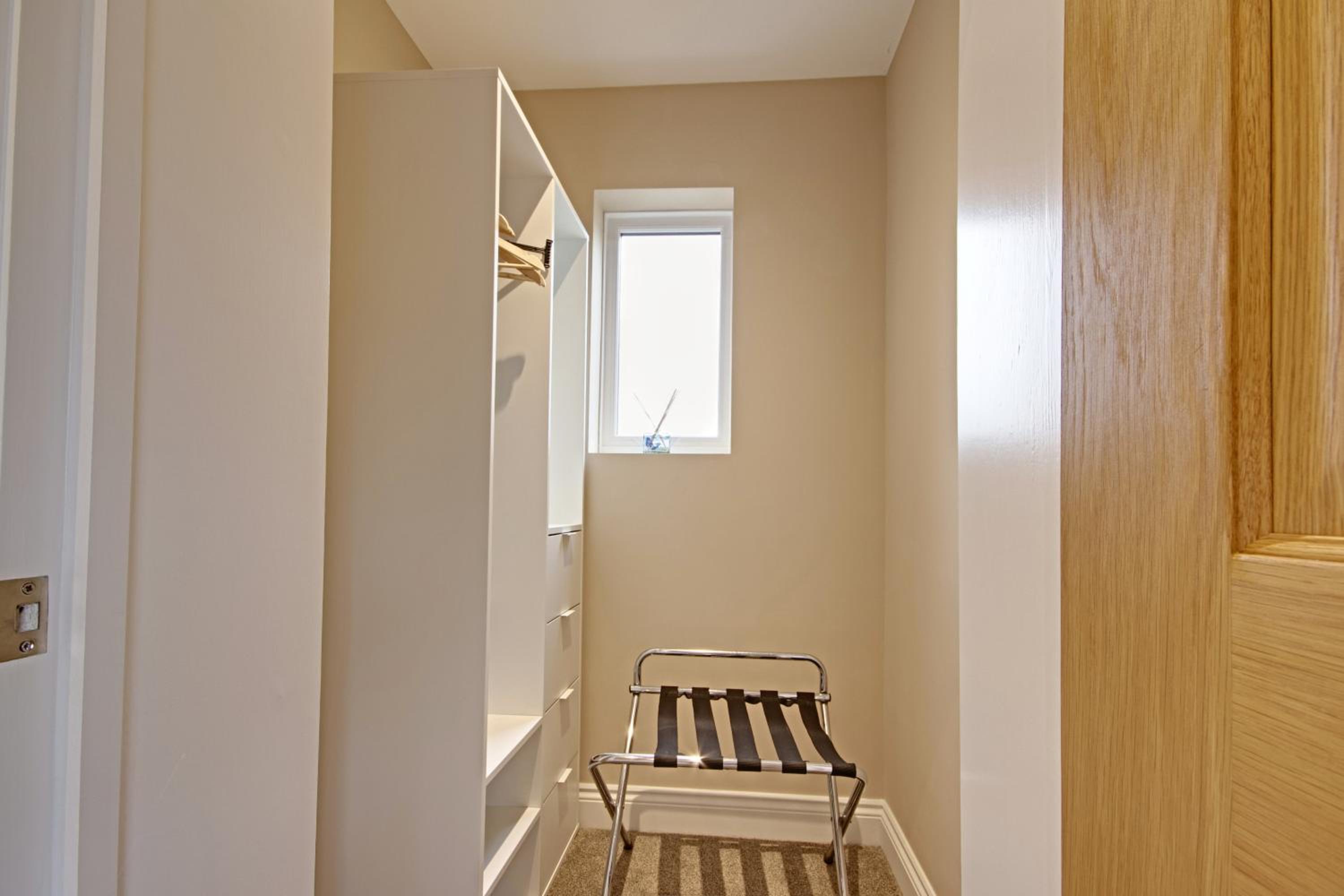 Deluxe Double or Twin Room - Photo 13