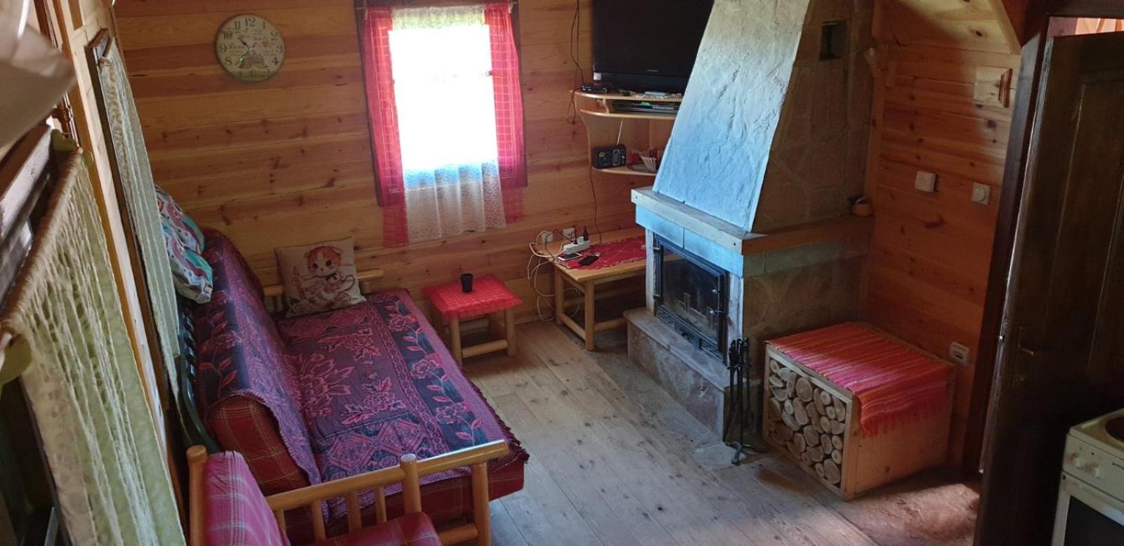 Three-Bedroom House photo 1