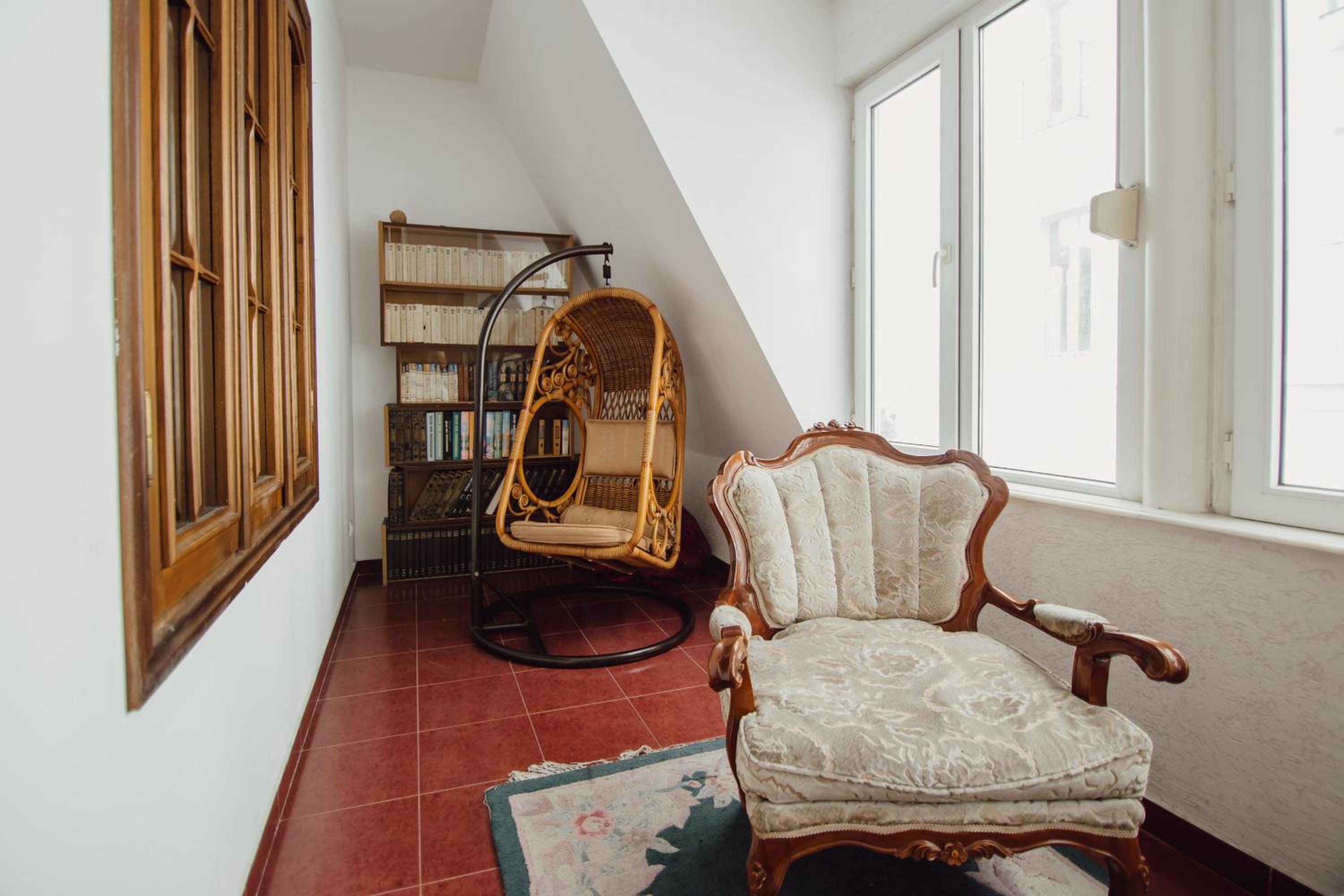 Apartment with Balcony