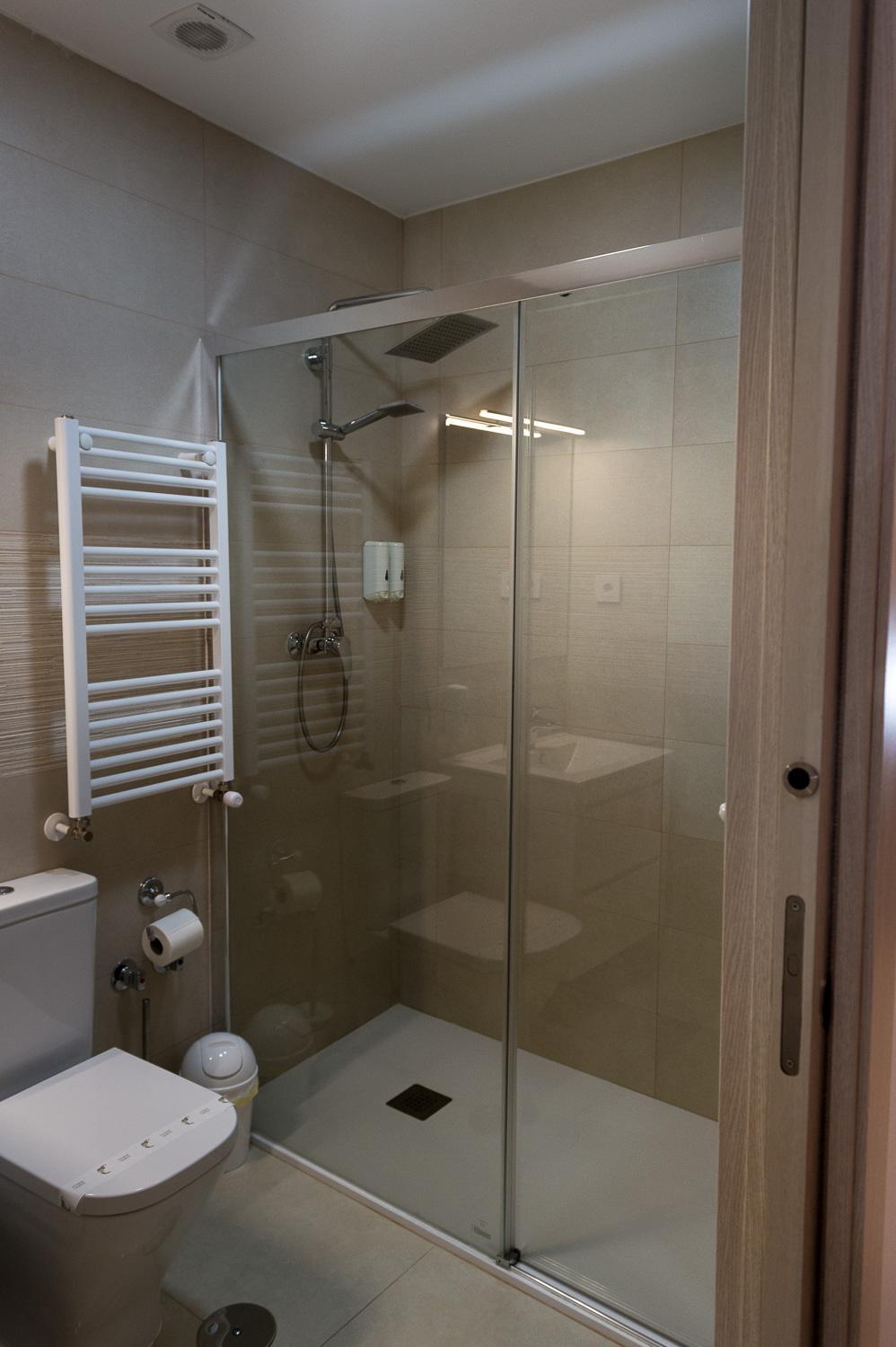 Two-Bedroom House - Photo 27