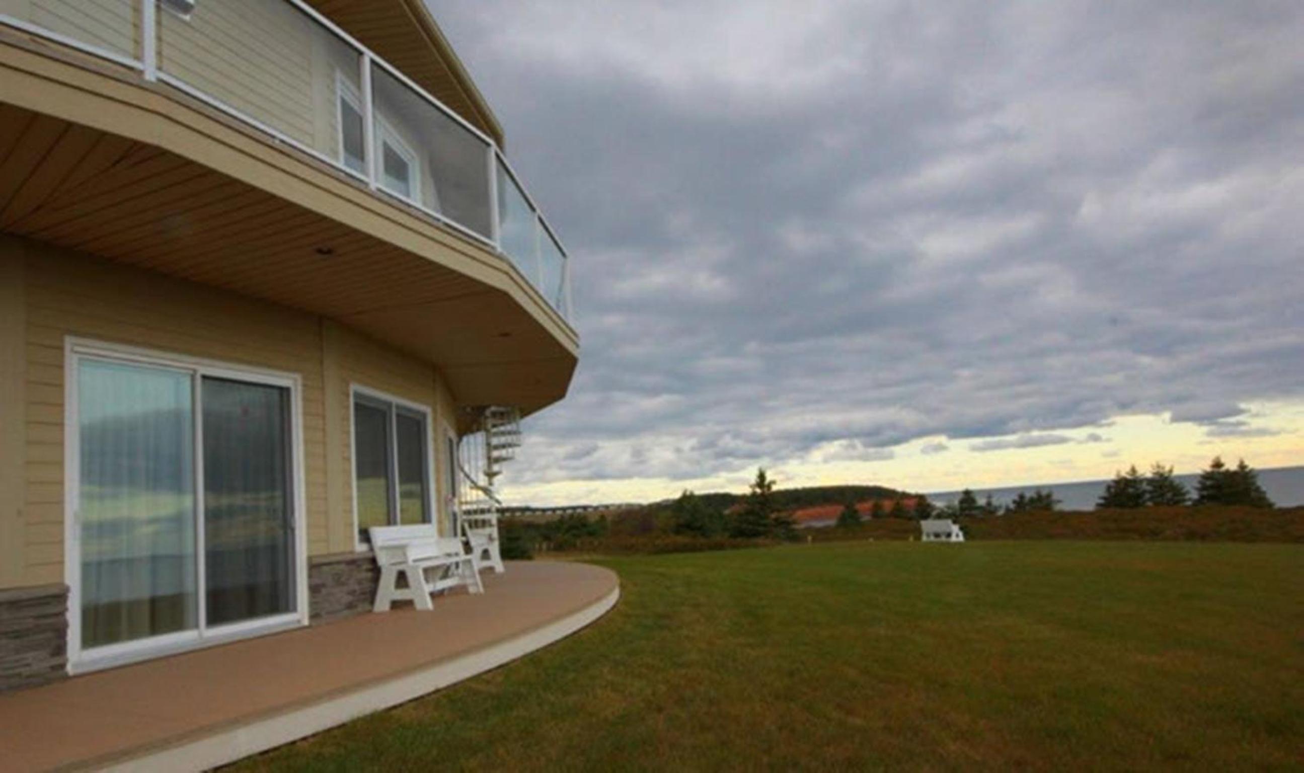 Apartment with Sea View photo 2
