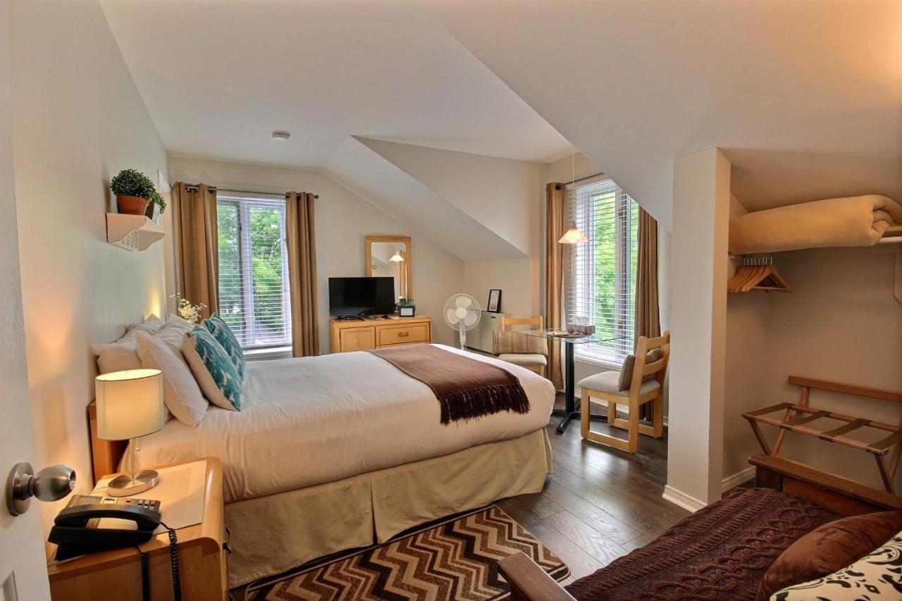 Queen Room photo 1