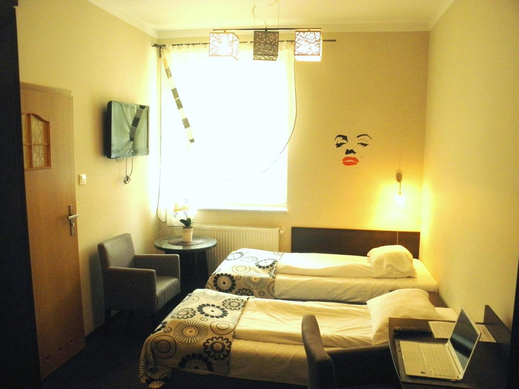 Triple Room with Bathroom photo 1