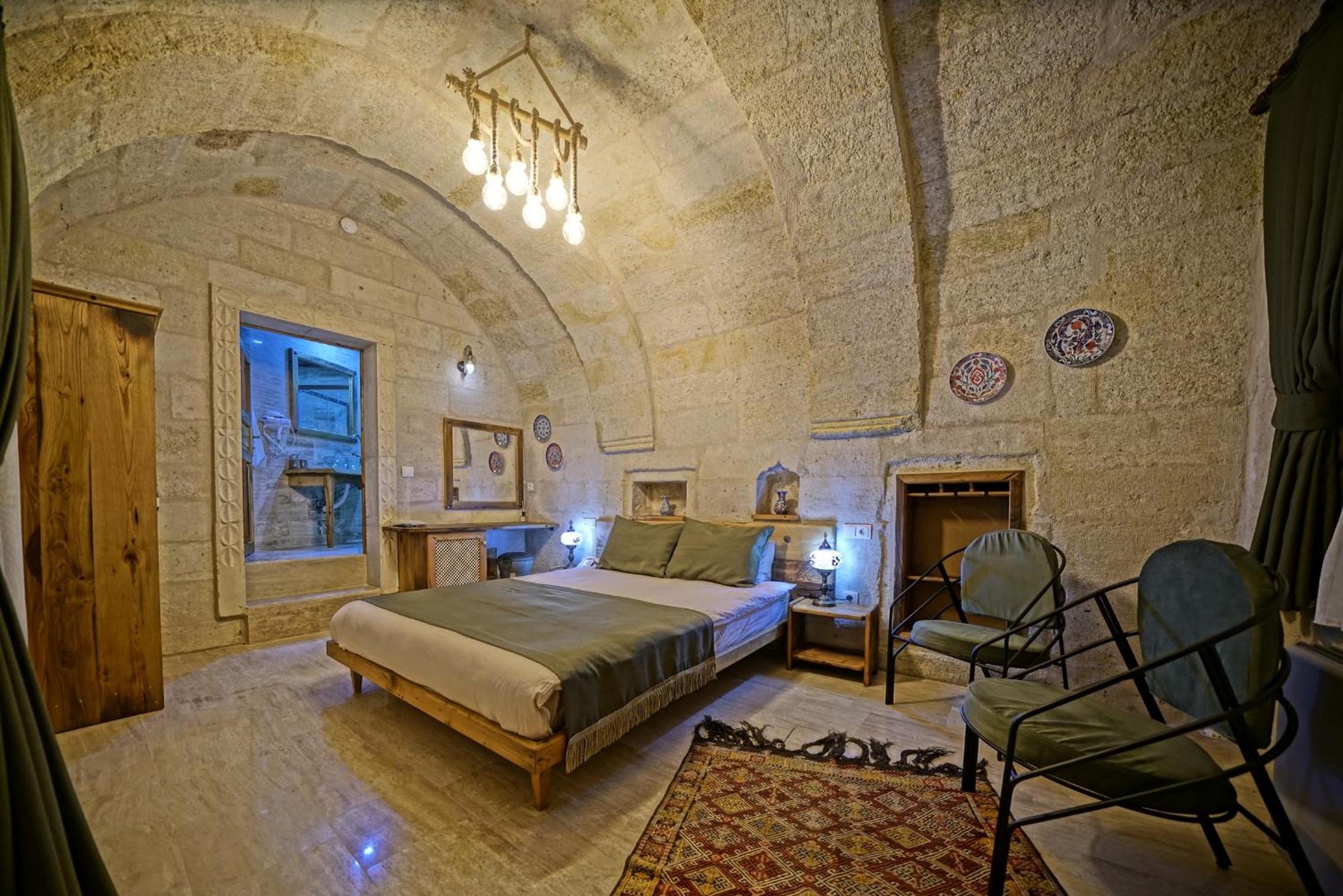 Deluxe Double Room - Photo 3
