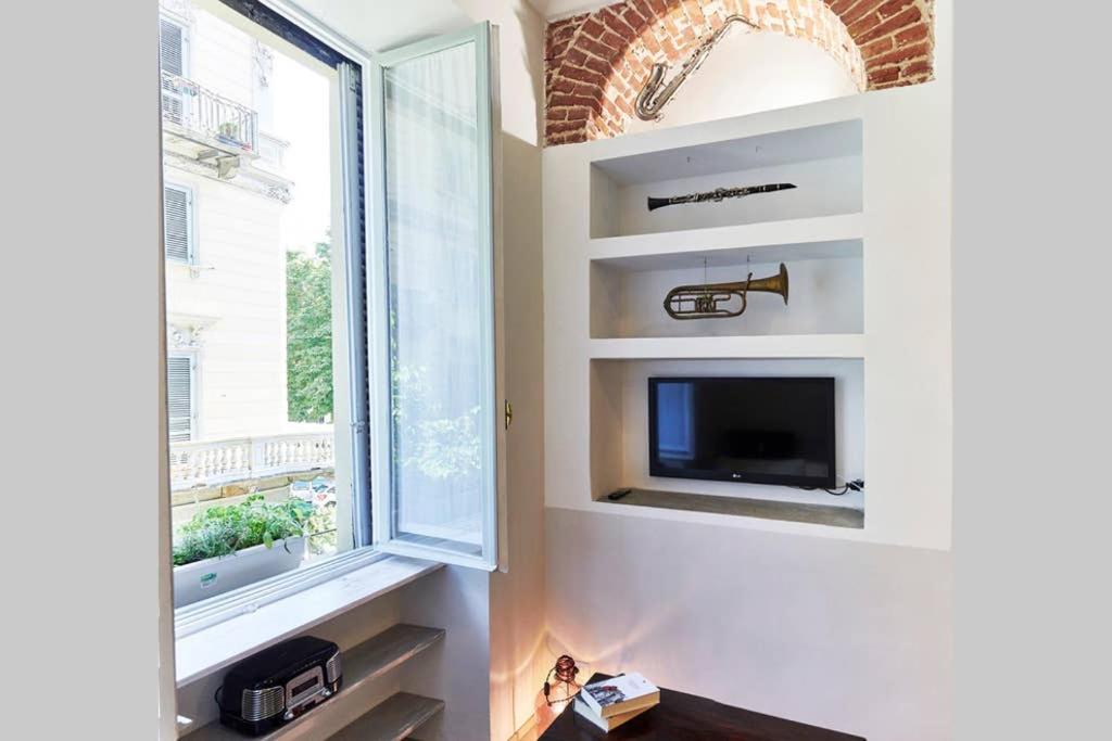 One-Bedroom Apartment - Photo 4