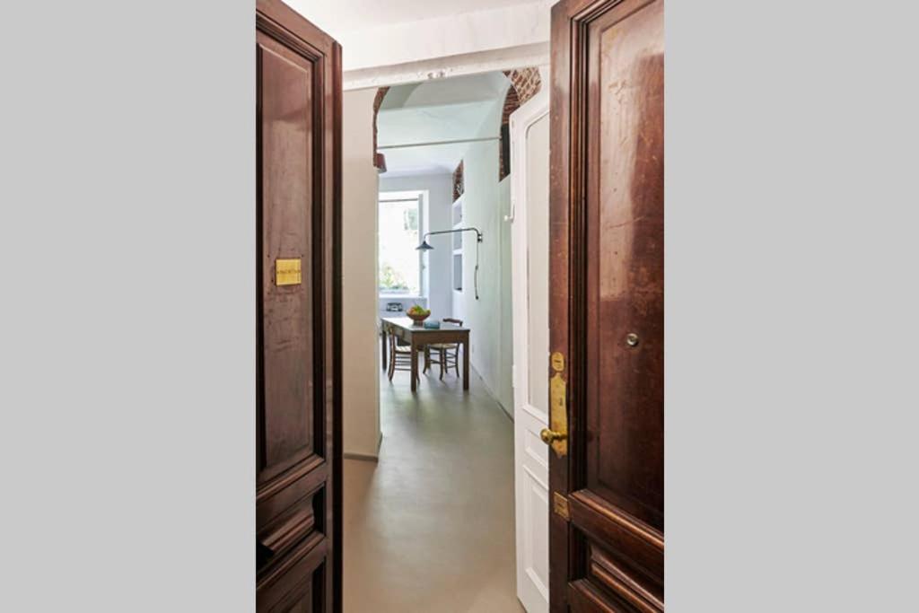 One-Bedroom Apartment - Photo 17