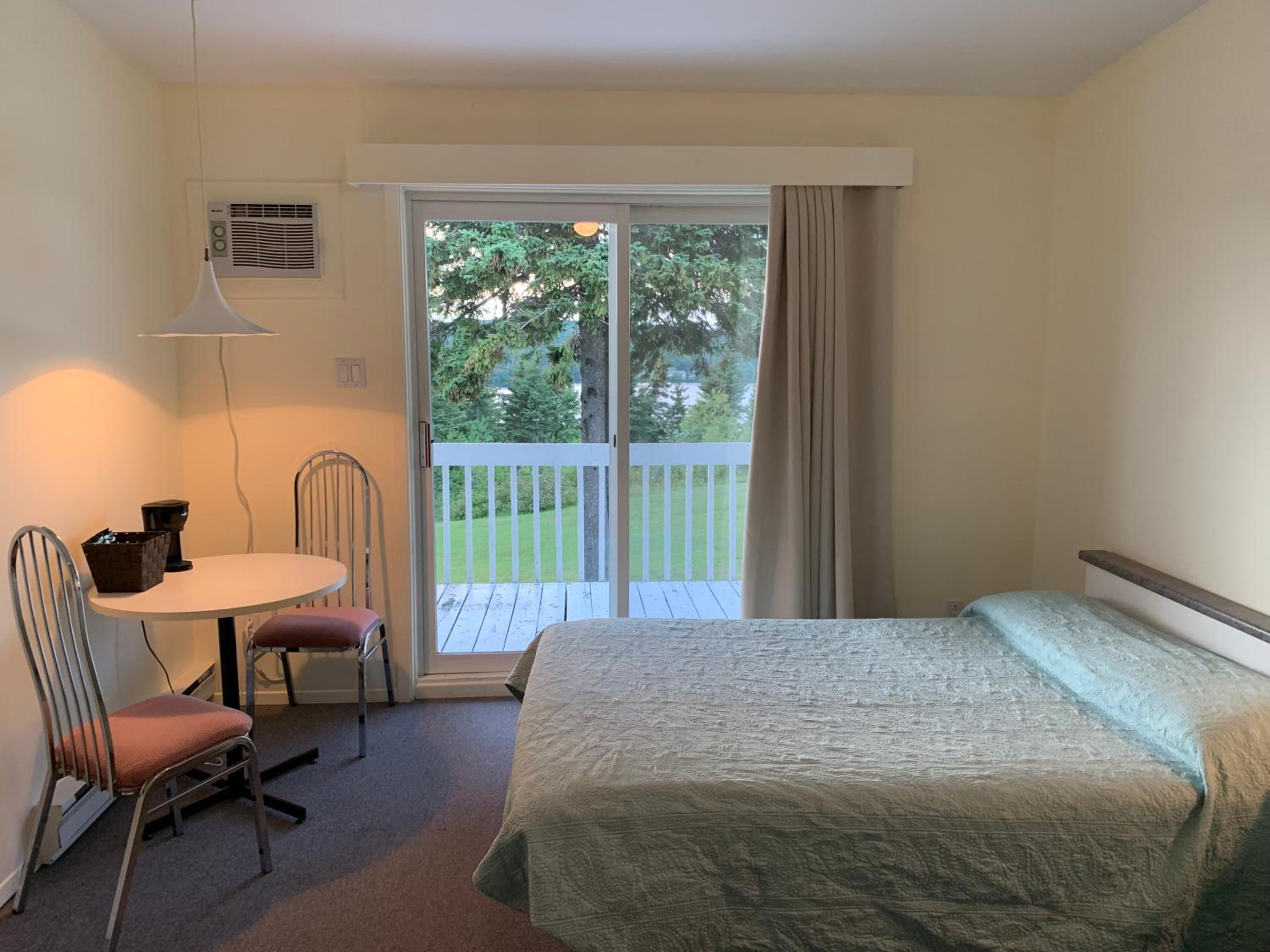 Classic Quadruple Room photo 3