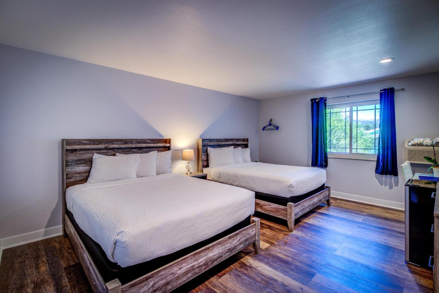 Superior Two Queen Beds (modern & remodeled) photo 1