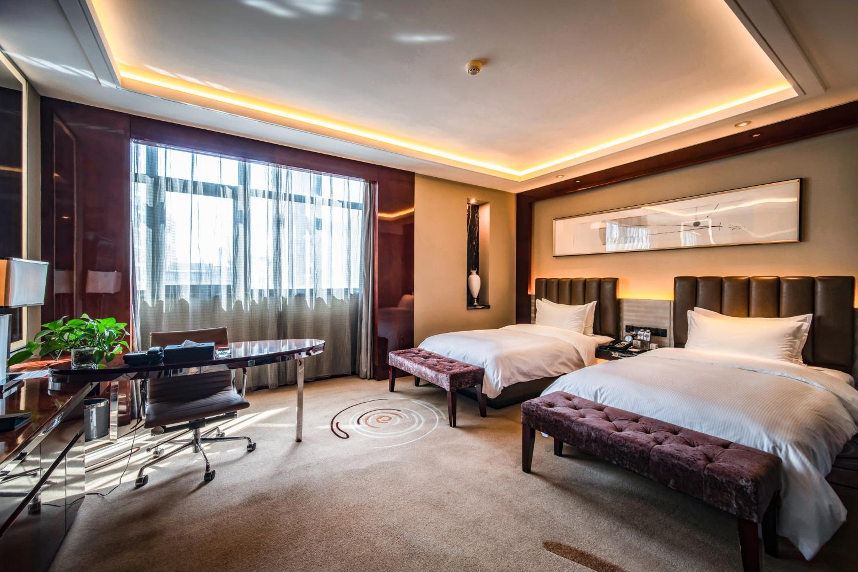 Business Twin Room - Non-Smoking