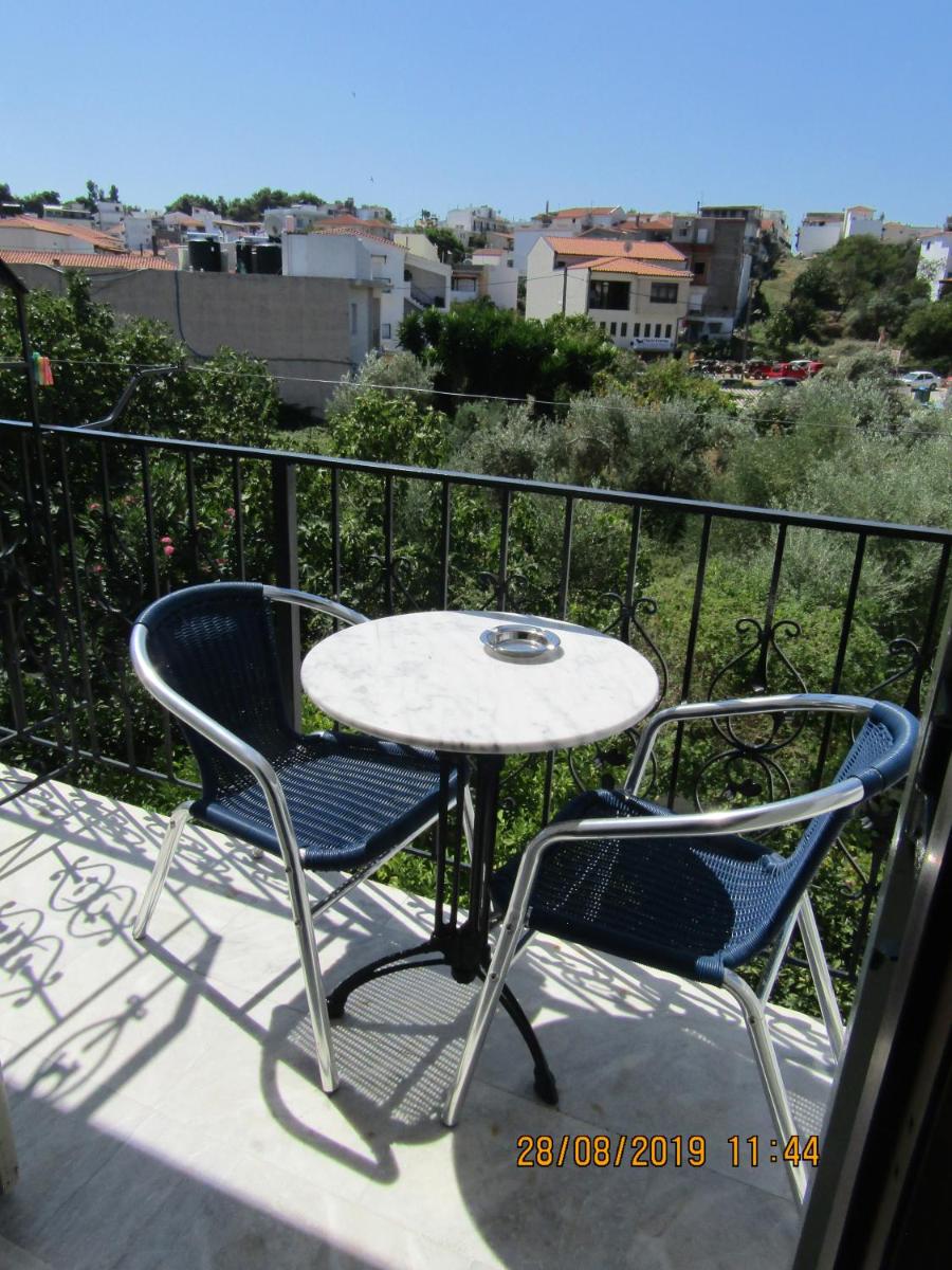 Twin Room with Balcony photo 3