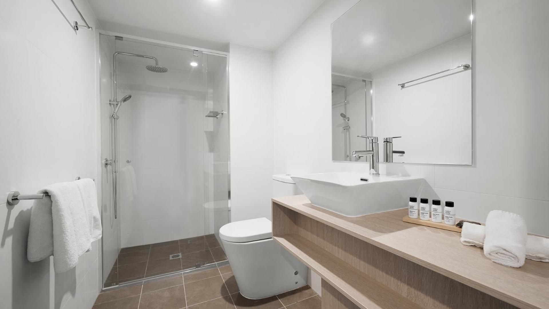 Two-Bedroom Suite - Dual Key - Photo 22