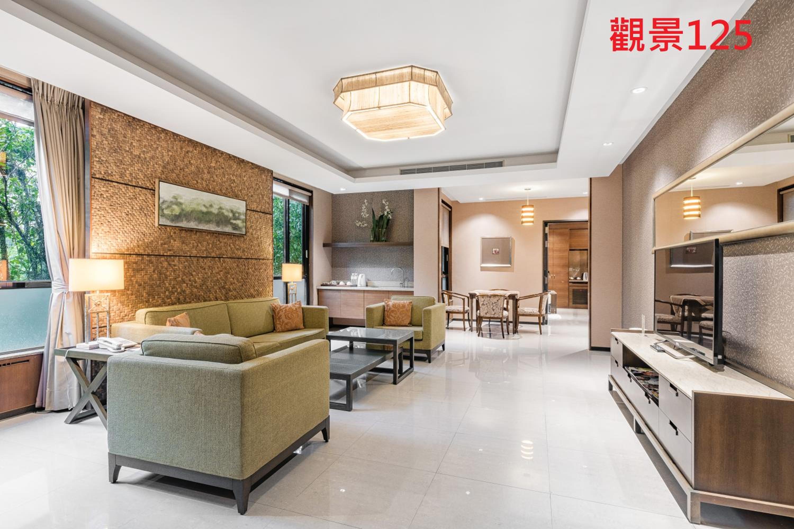 Junior Suite with Mountain View - Resort Area - Photo 3