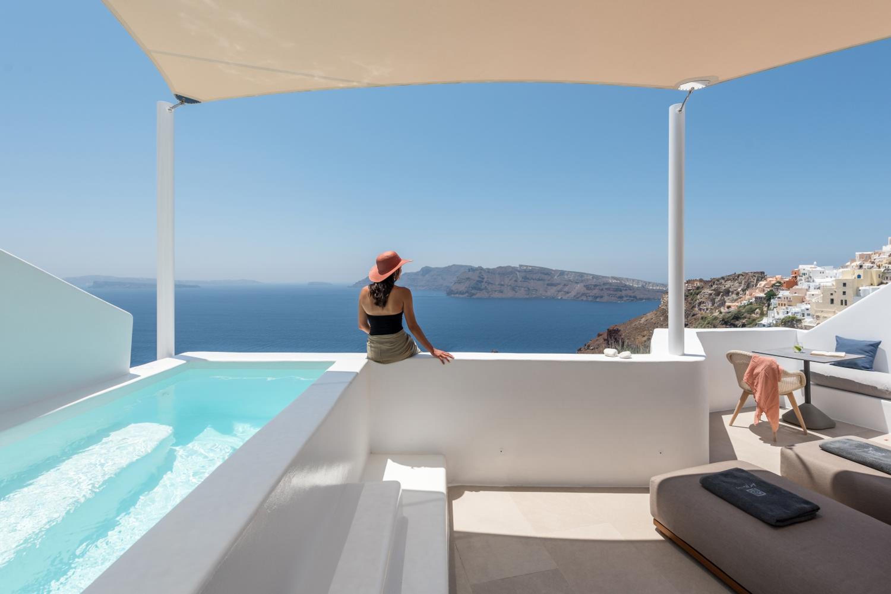 Cave Pool Suite with Private Pool and Volcano View - Photo 20