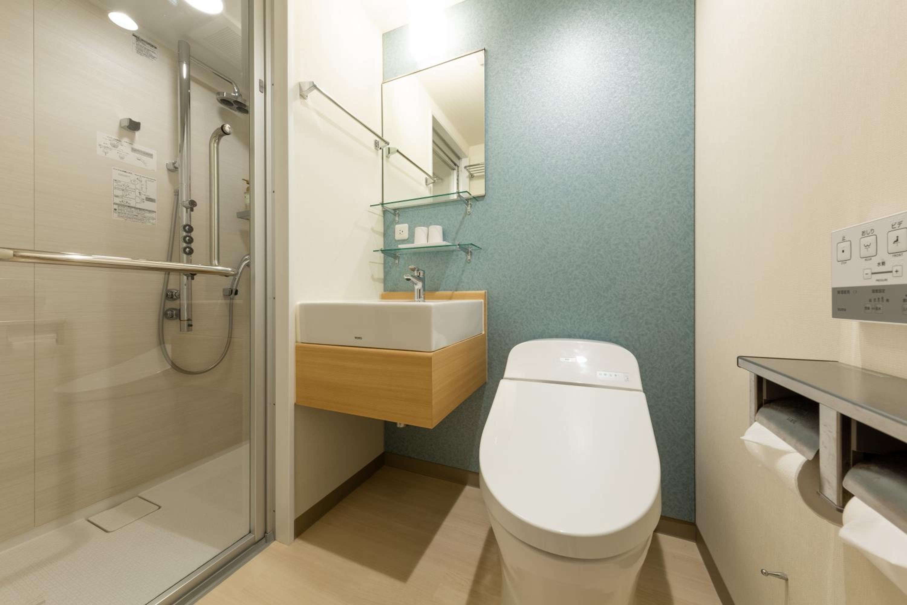 Twin Room - Non-Smoking - Photo 5