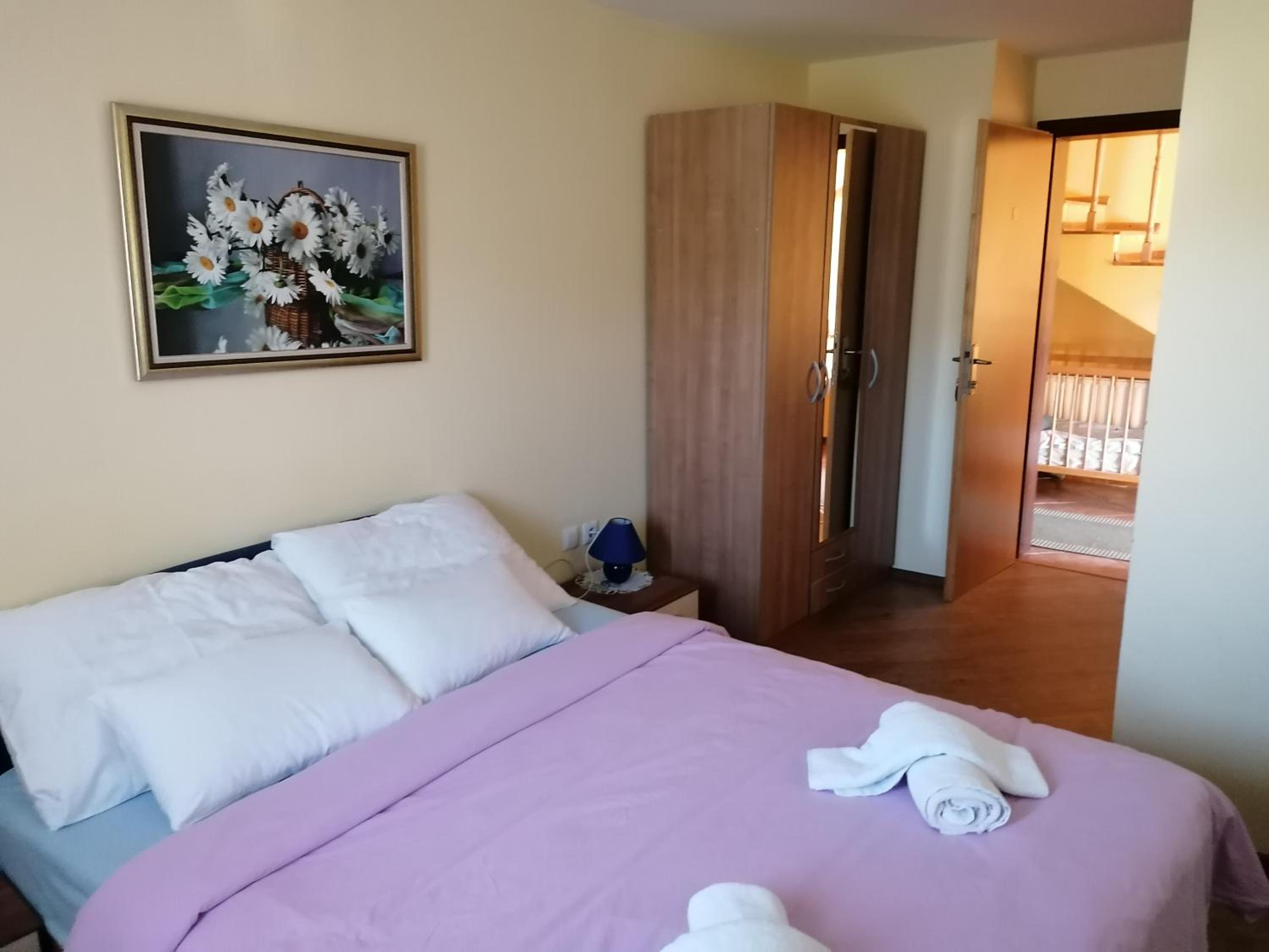 Double Room - Photo 3