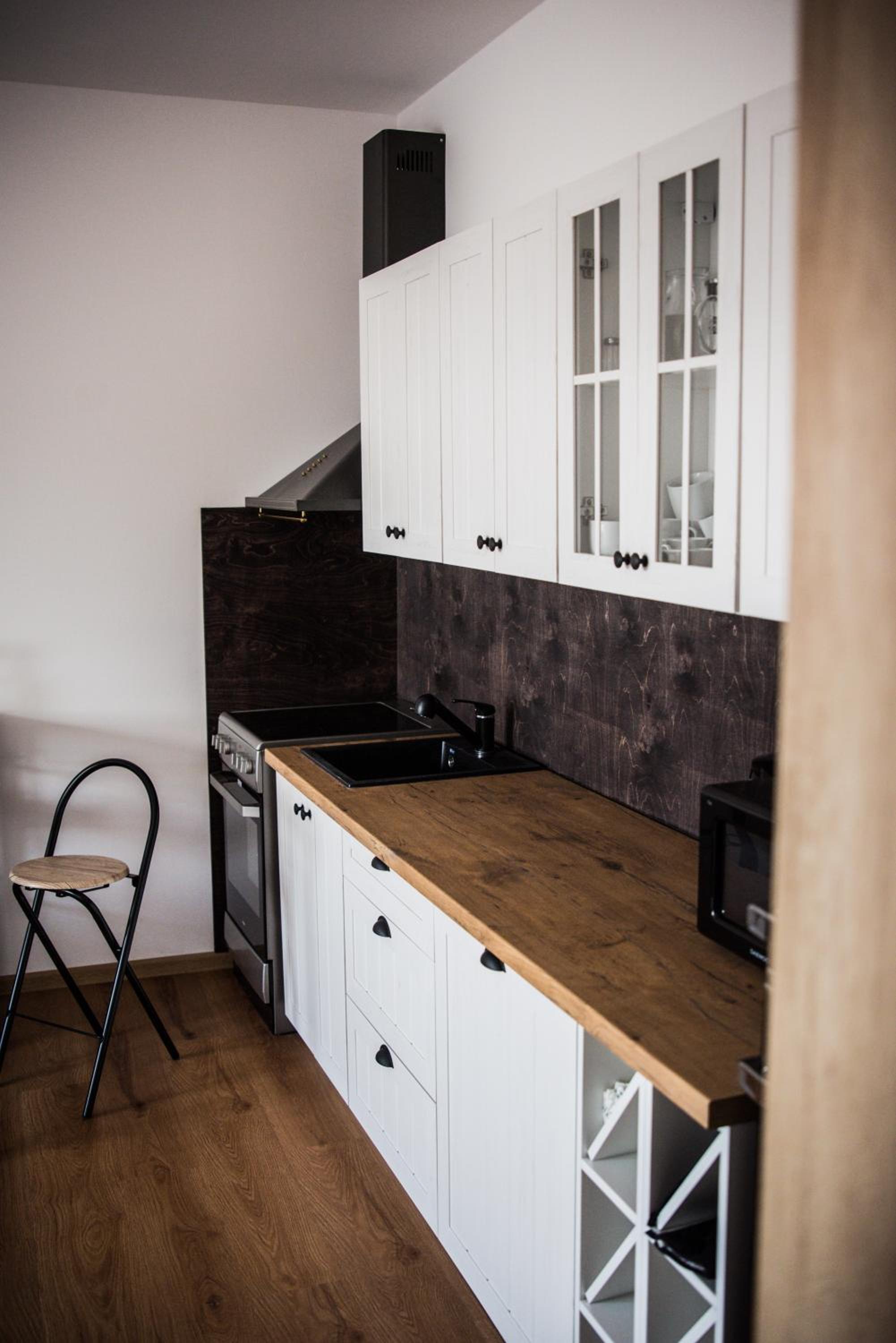 Family Studio - Photo 11