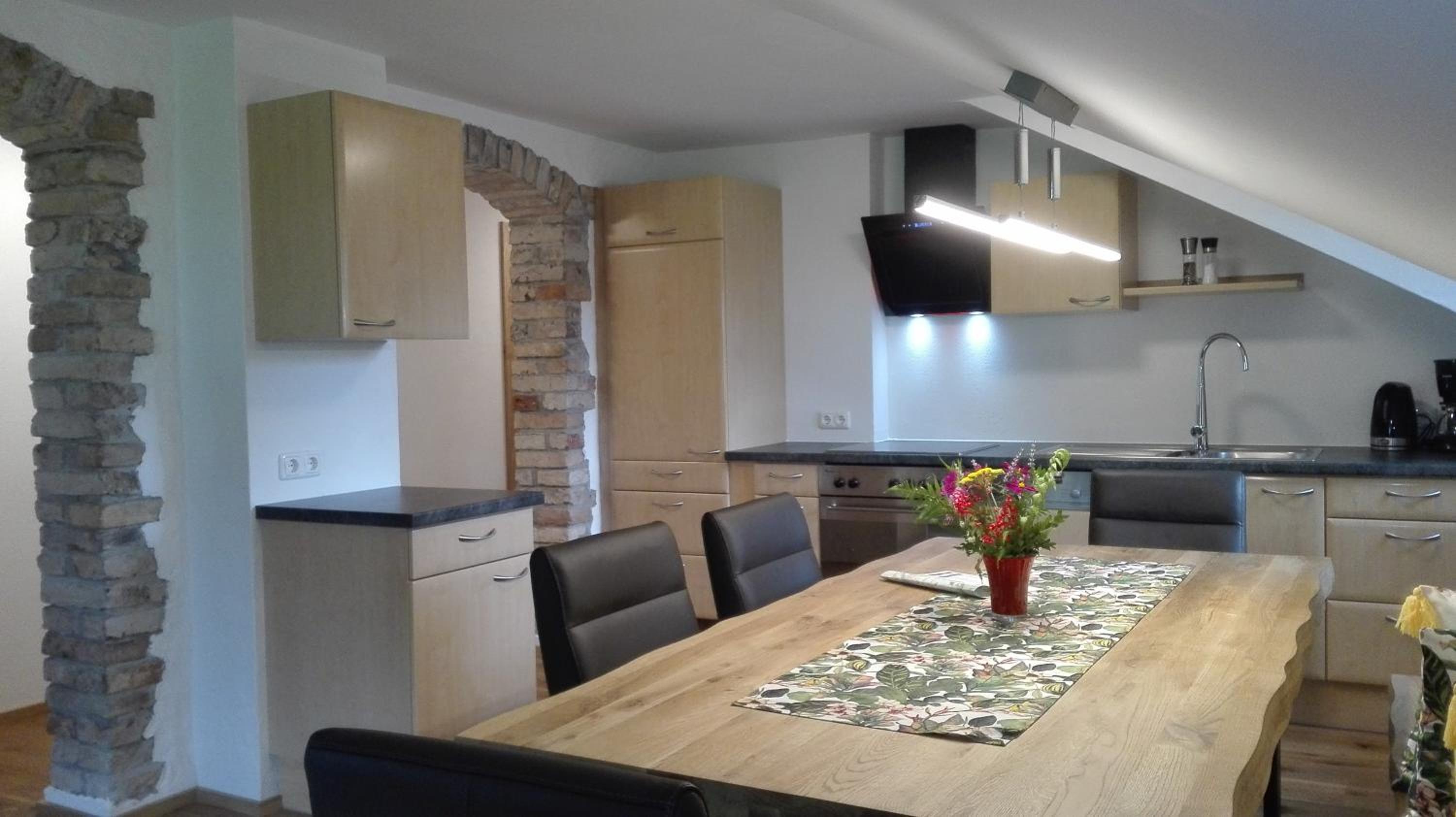 Four-Bedroom Apartment - Photo 9