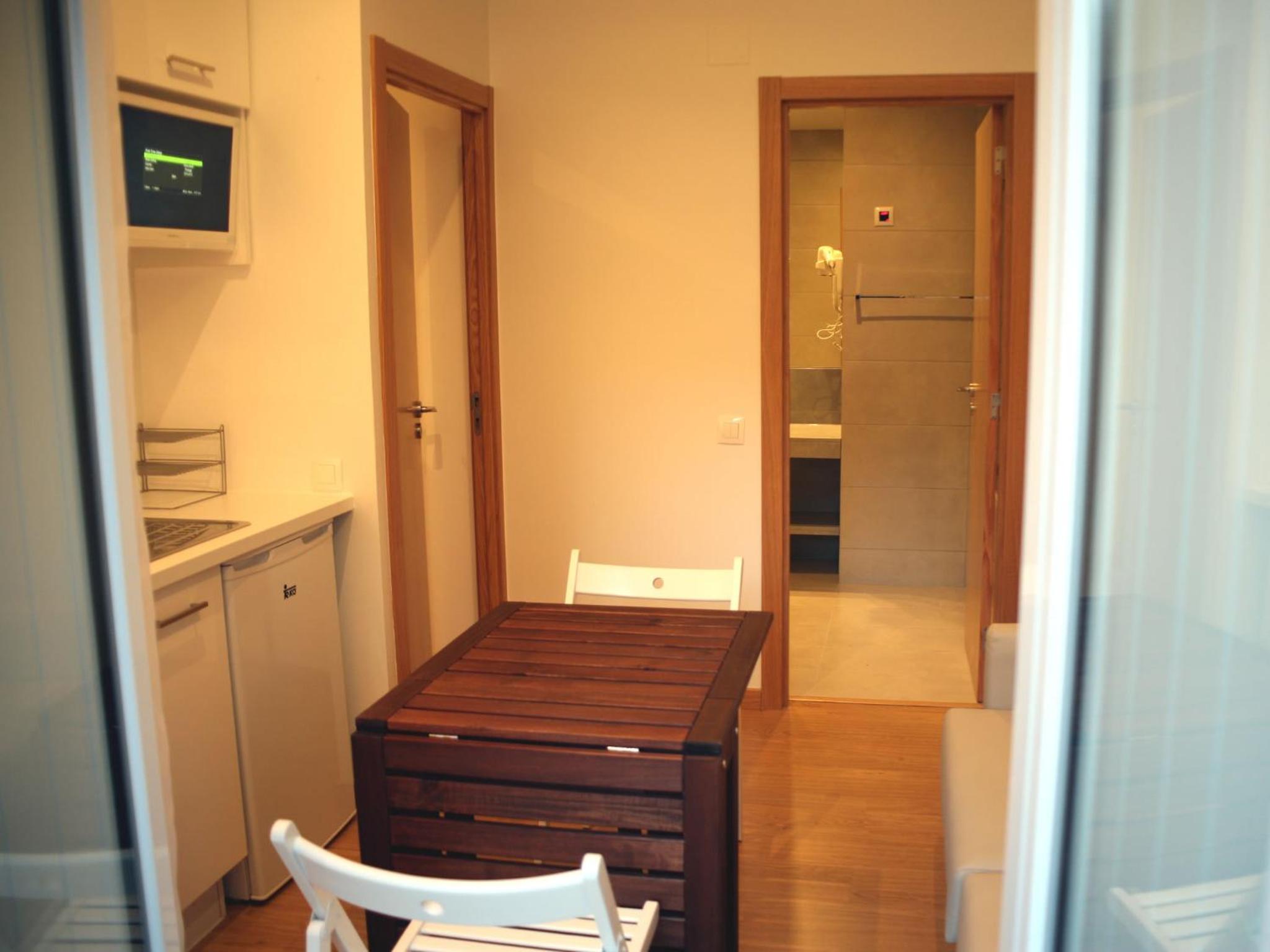 One-Bedroom Apartment photo 2