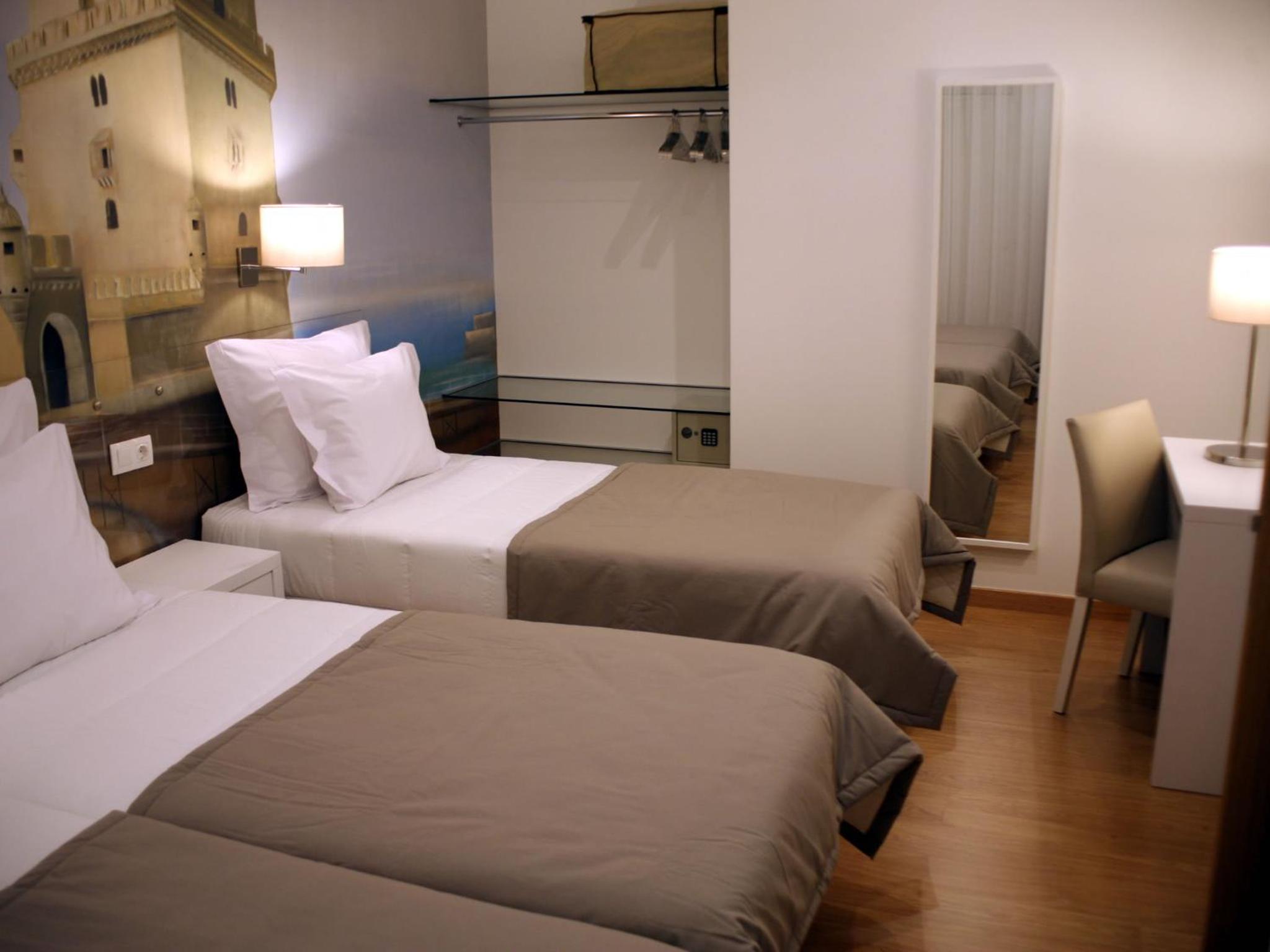 One-Bedroom Apartment with Balcony photo 2