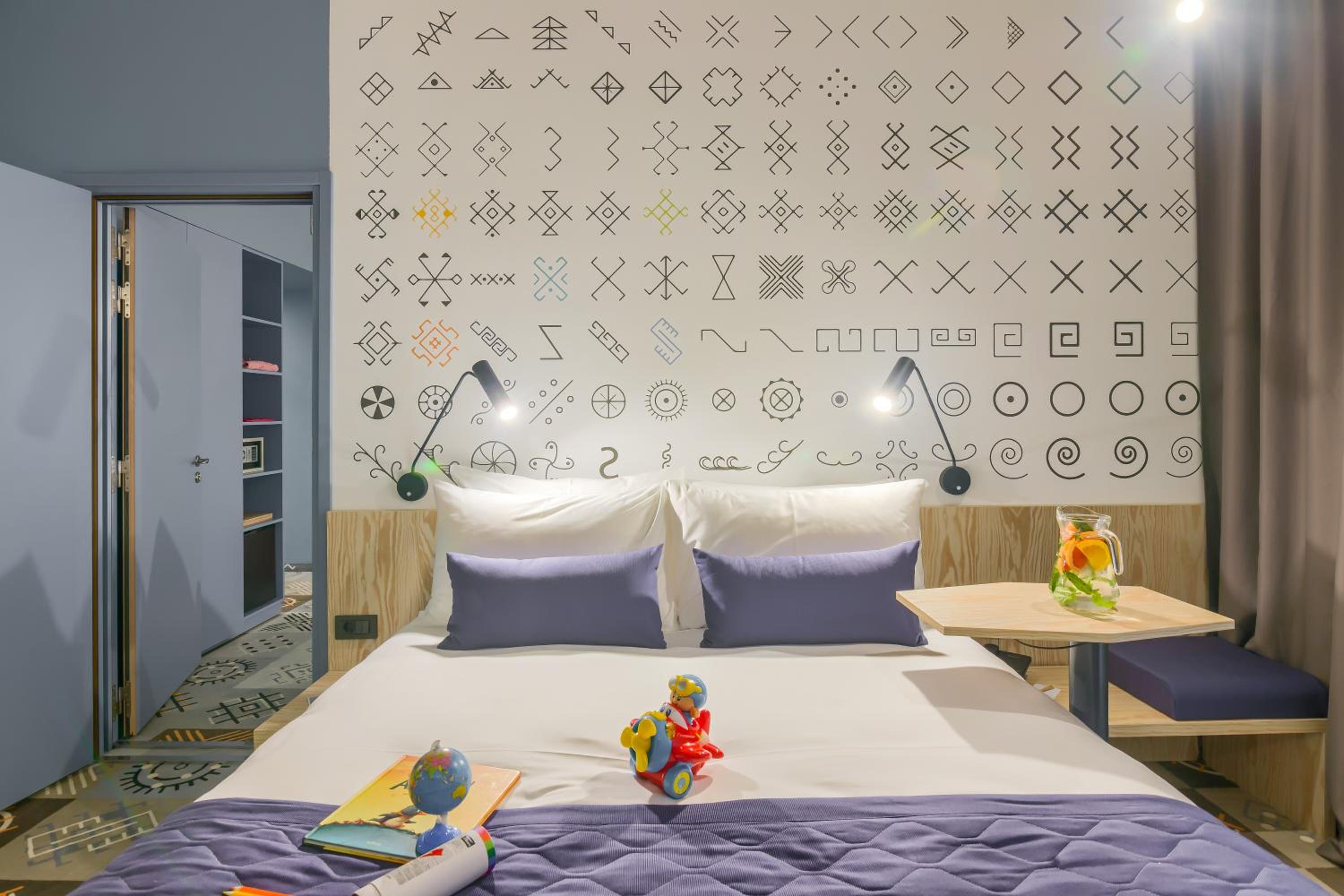 Standard Double Room - Photo 8
