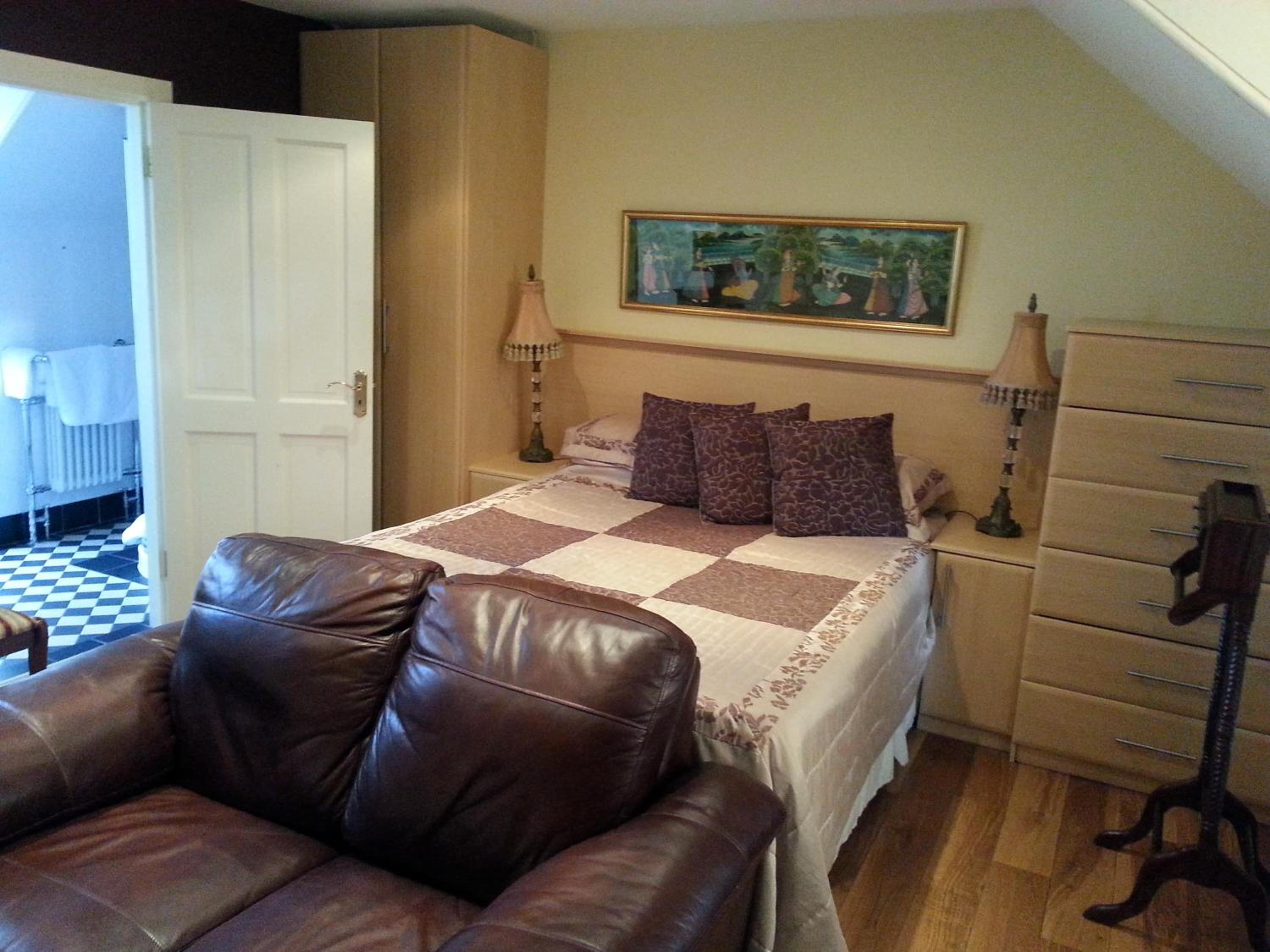 Double Room with Private Bathroom