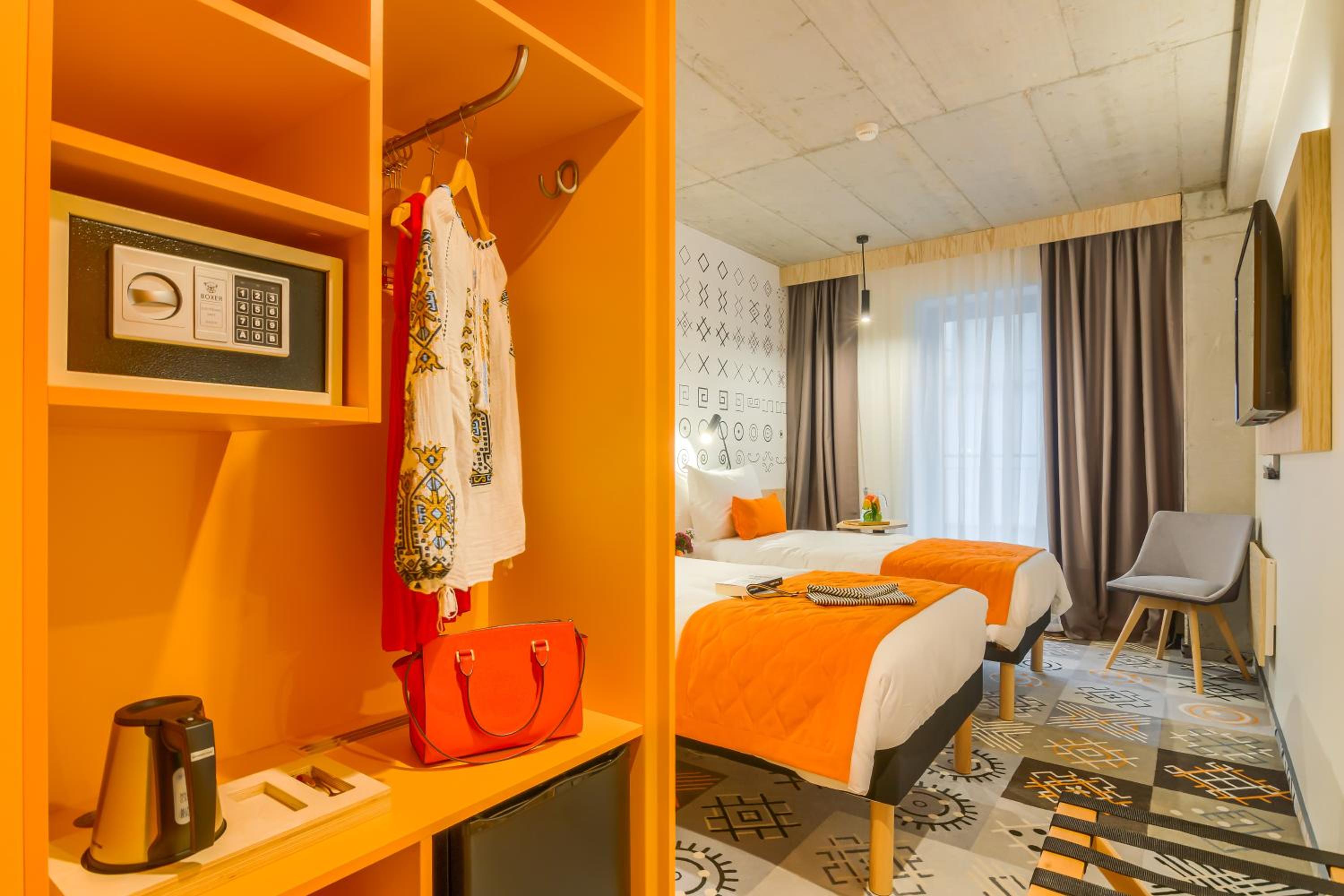 Superior Twin Room - Photo 3