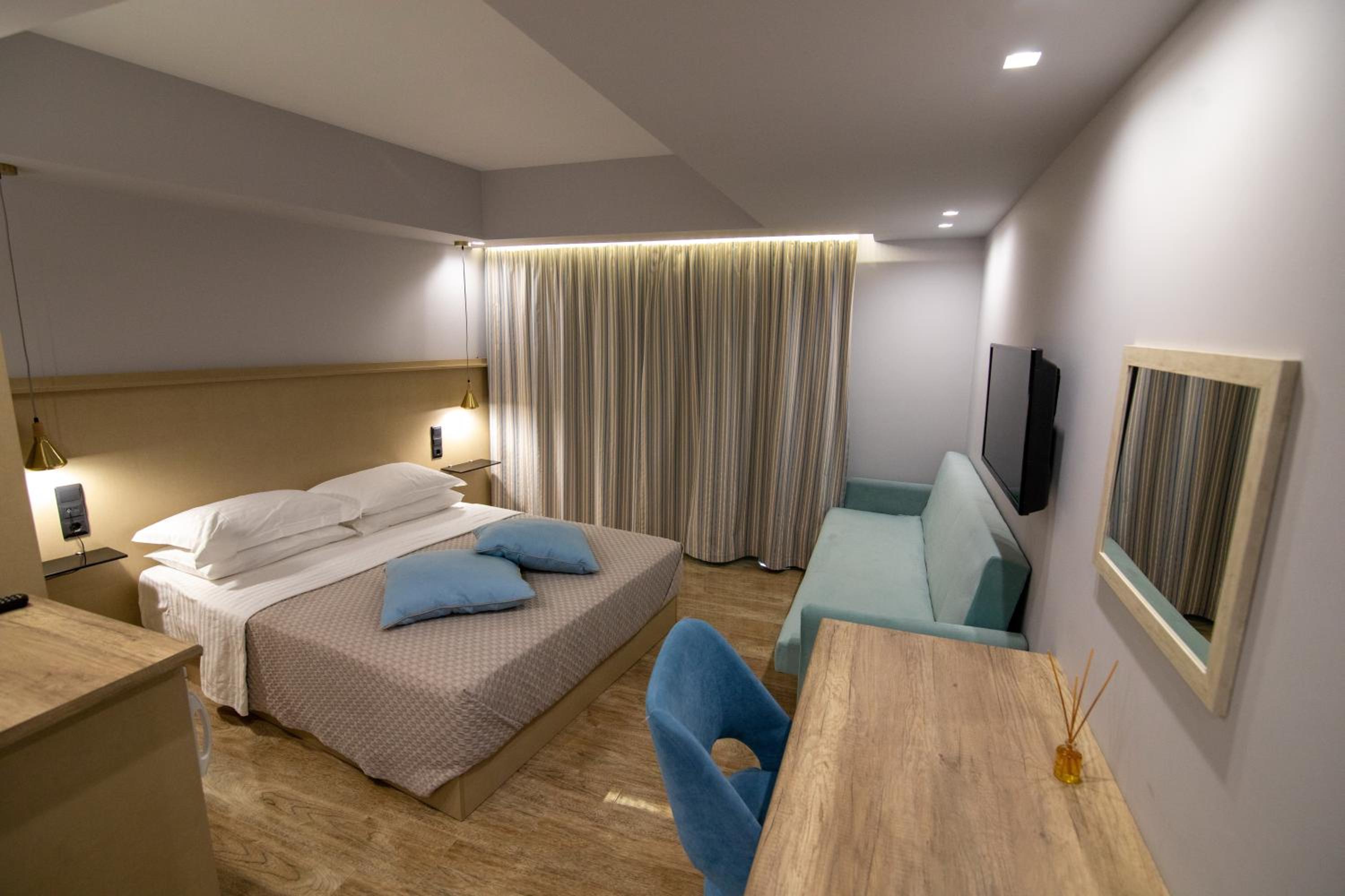 Triple Room with Sea View photo 2