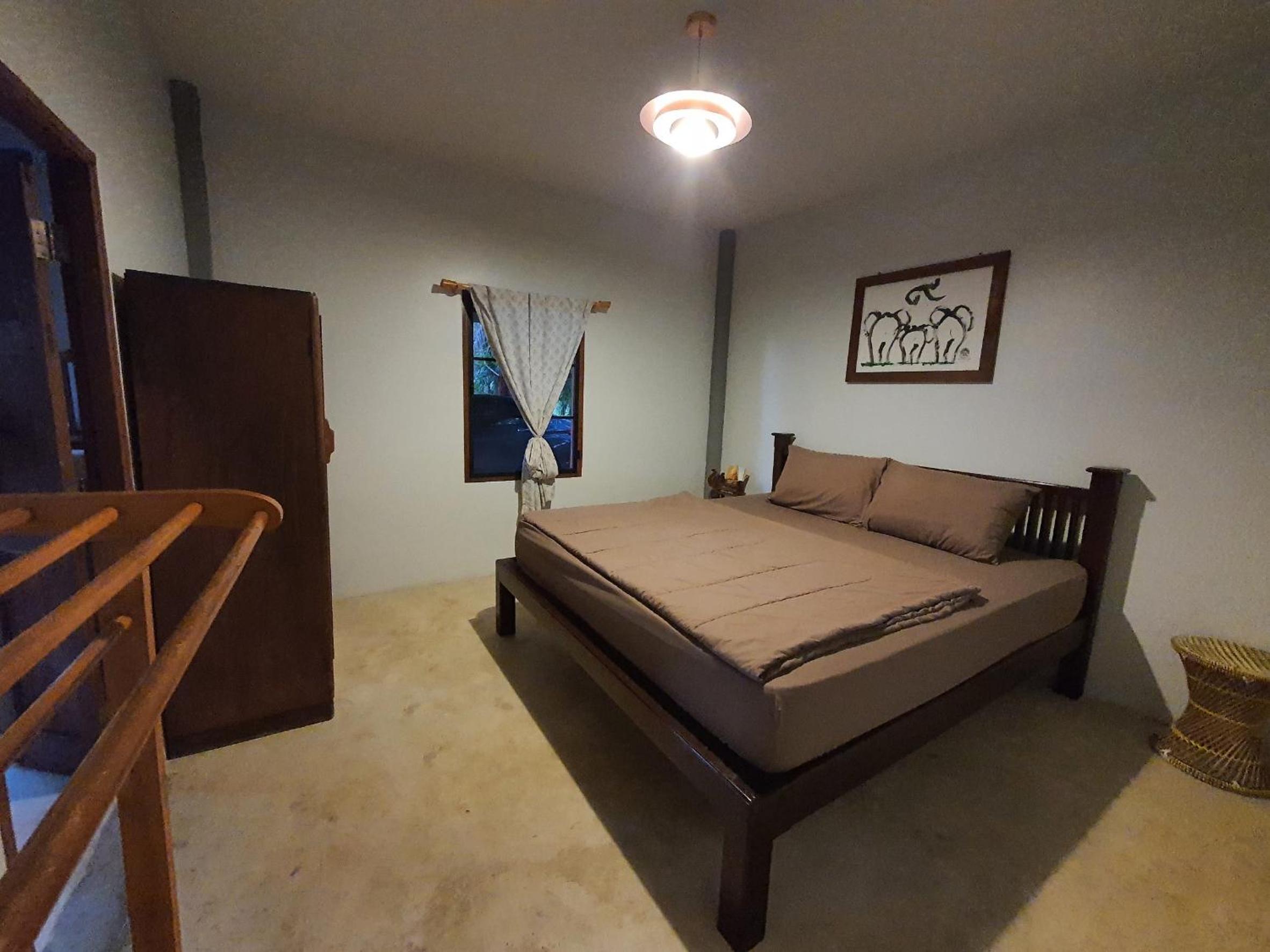 Two-Bedroom House - Photo 9