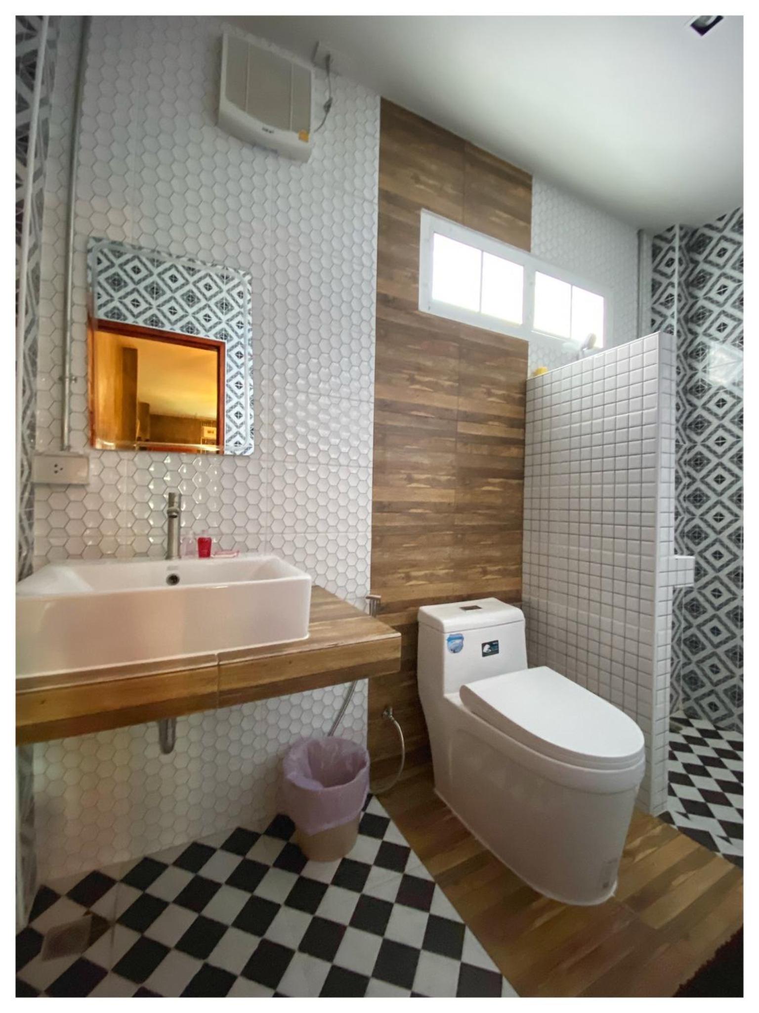 Classic Triple Room photo 2