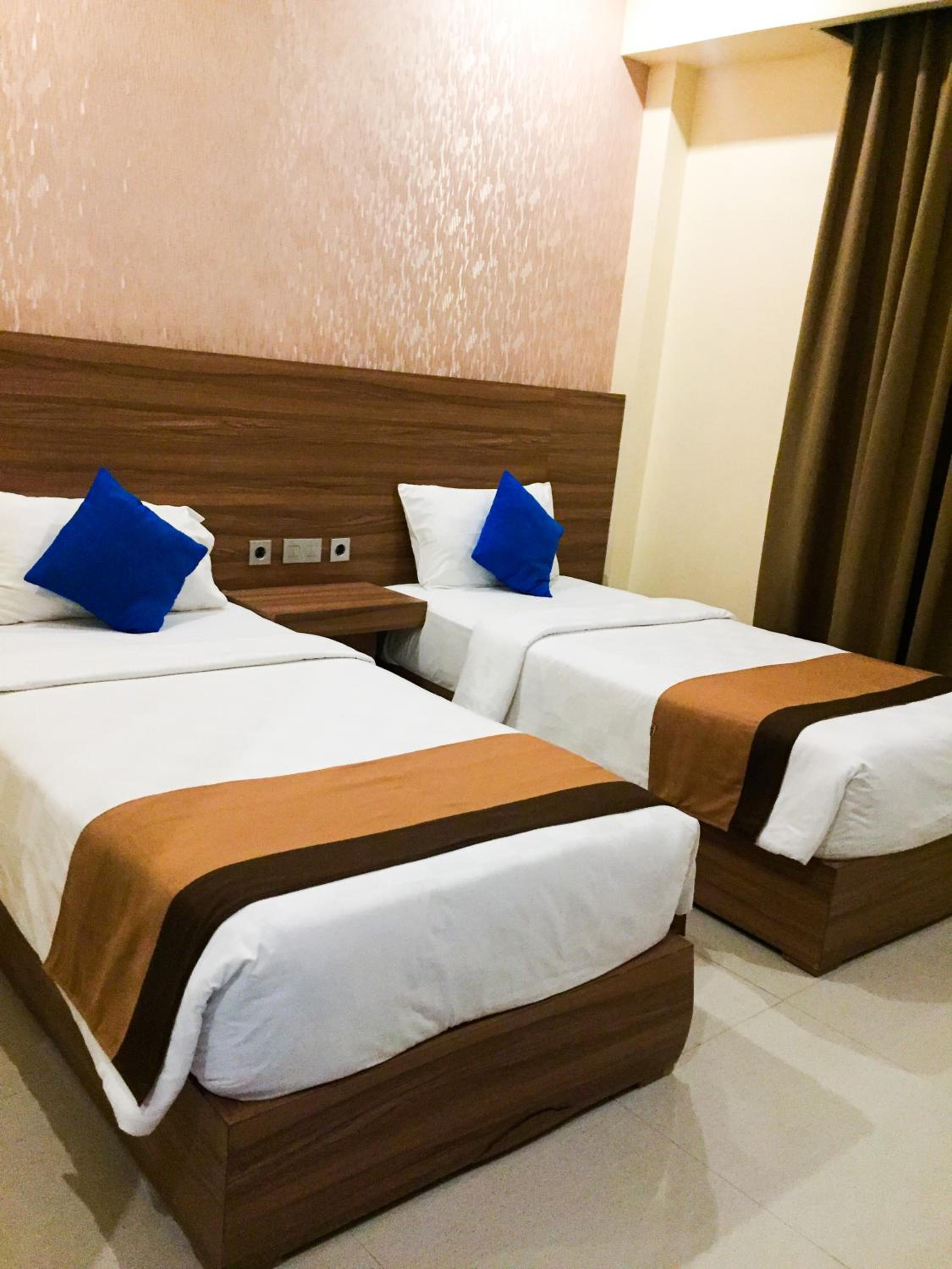 Superior Double or Twin Room - Photo 11