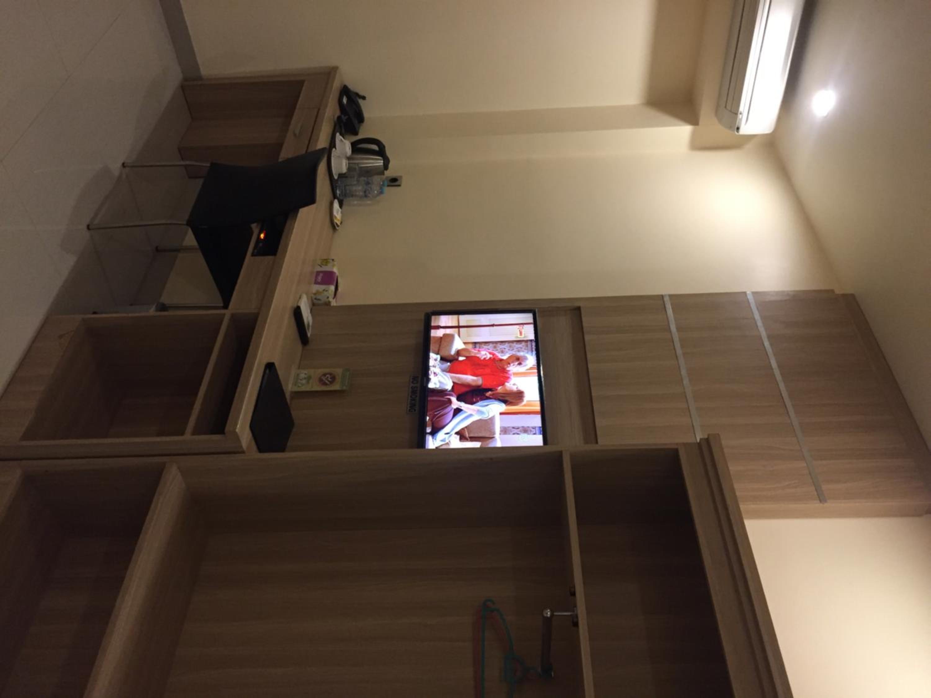 Superior Double or Twin Room - Photo 10