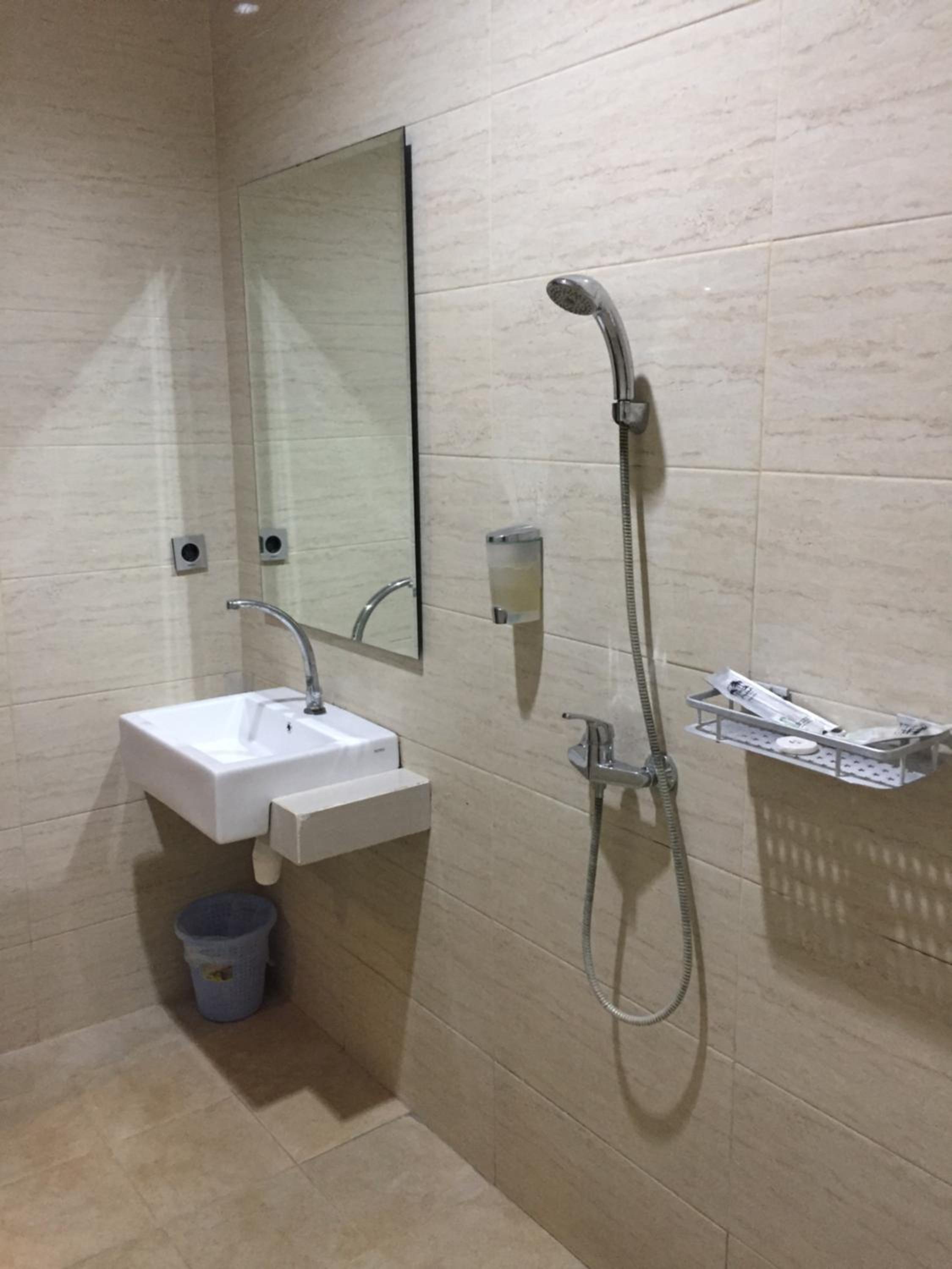 Superior Double or Twin Room - Photo 14