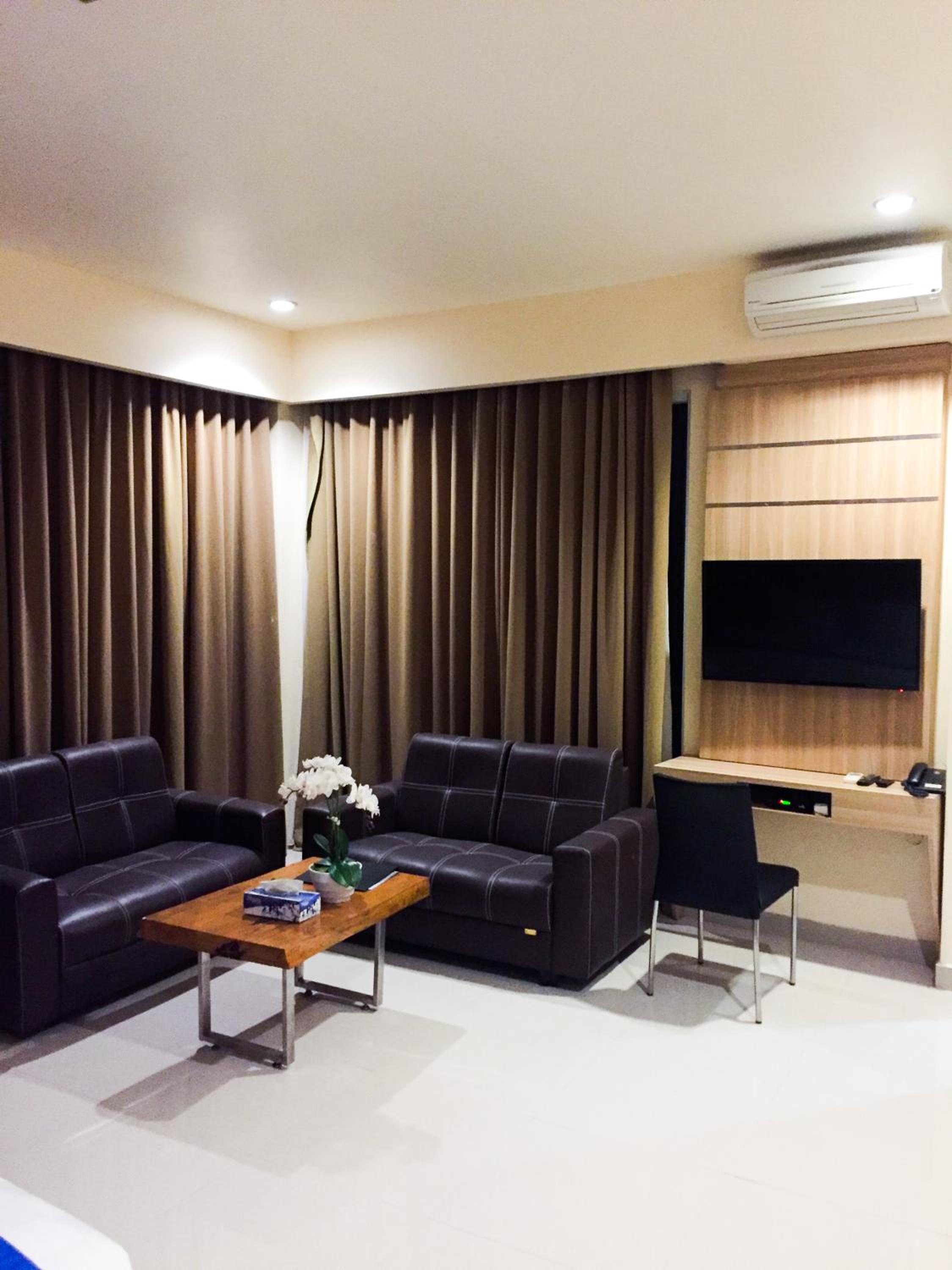 Junior Suite with Ocean View - Photo 5