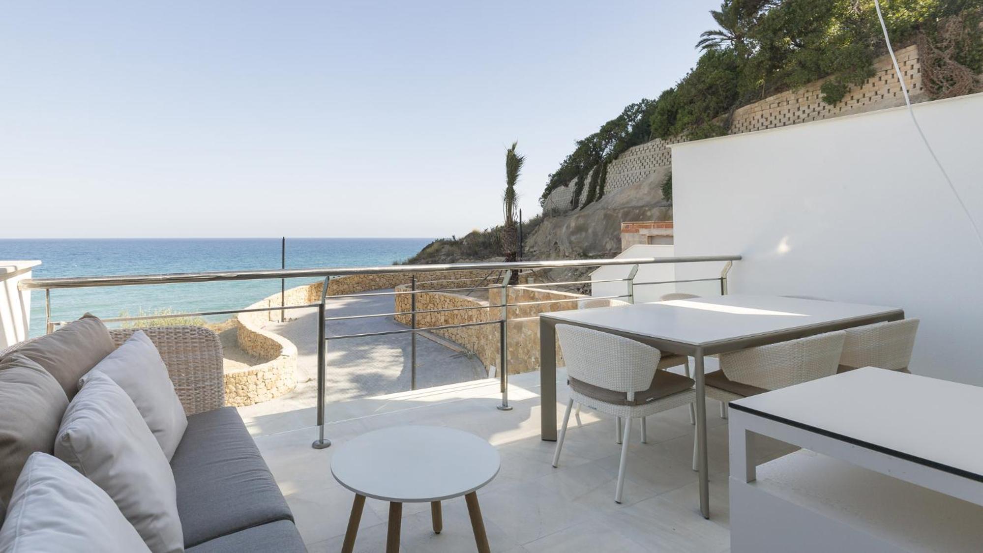 Apartamento de dos dormitorios de lujo con vistas al mar Apartamento de dos dormitorios de lujo con vistas al mar