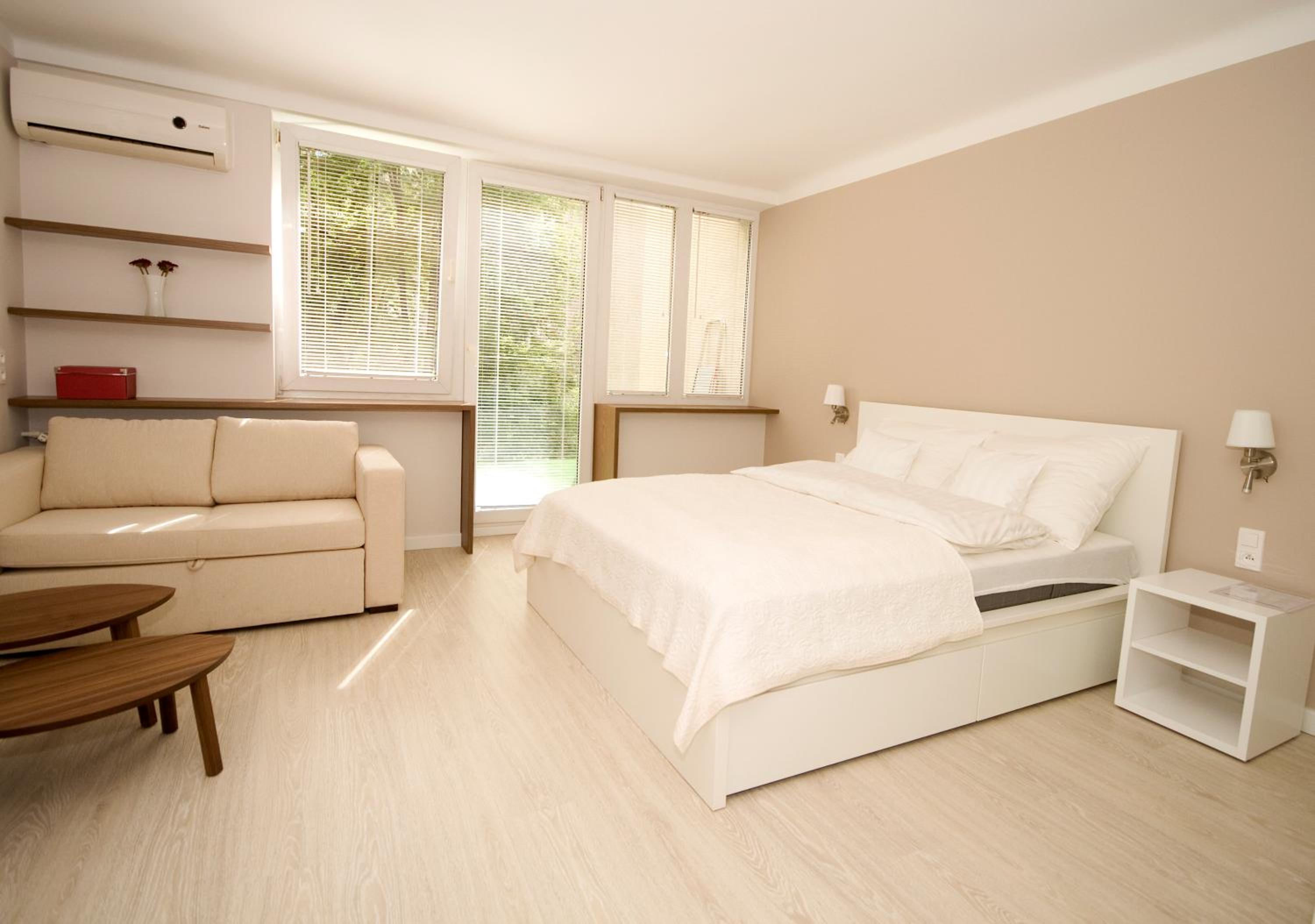 Premier Studio - Photo 6
