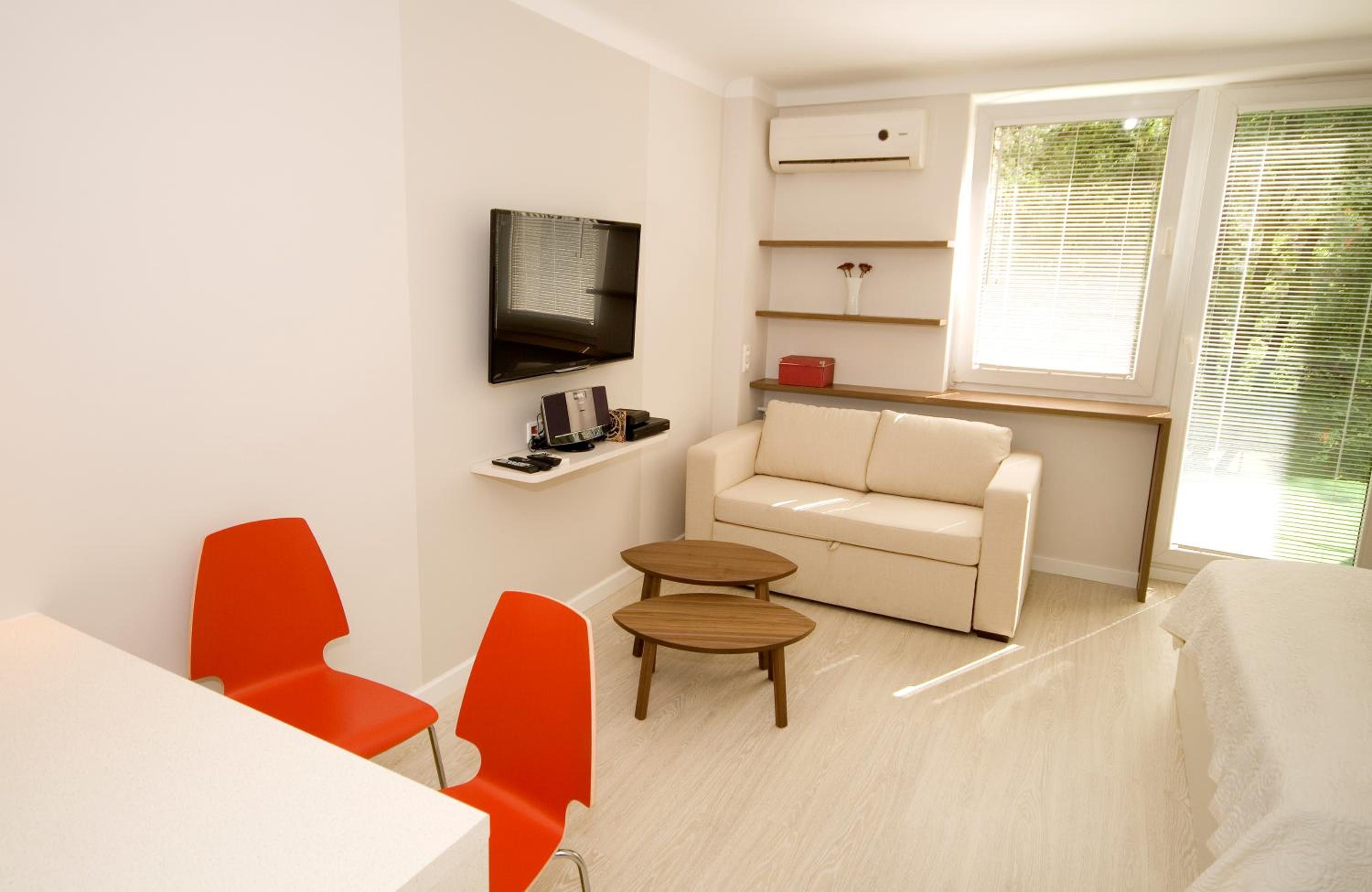 Premier Studio - Photo 3