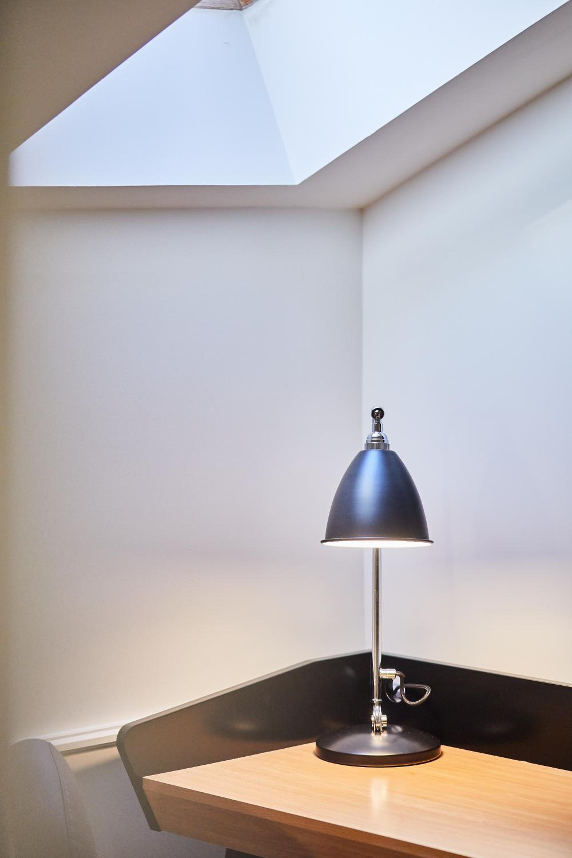 Deluxe Double Or Twin Room With Sea View - Photo 9