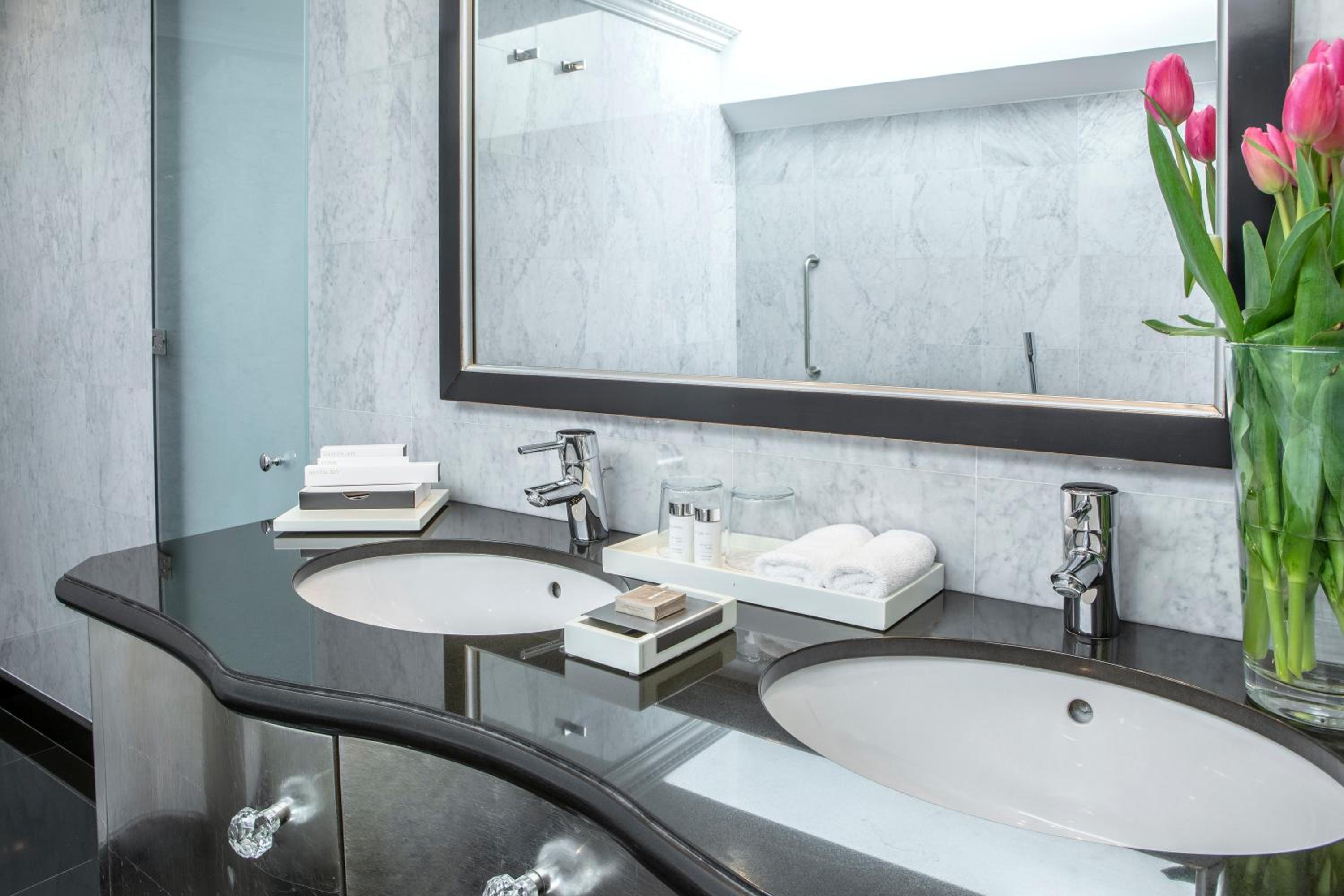 Prestige Suite - Photo 4