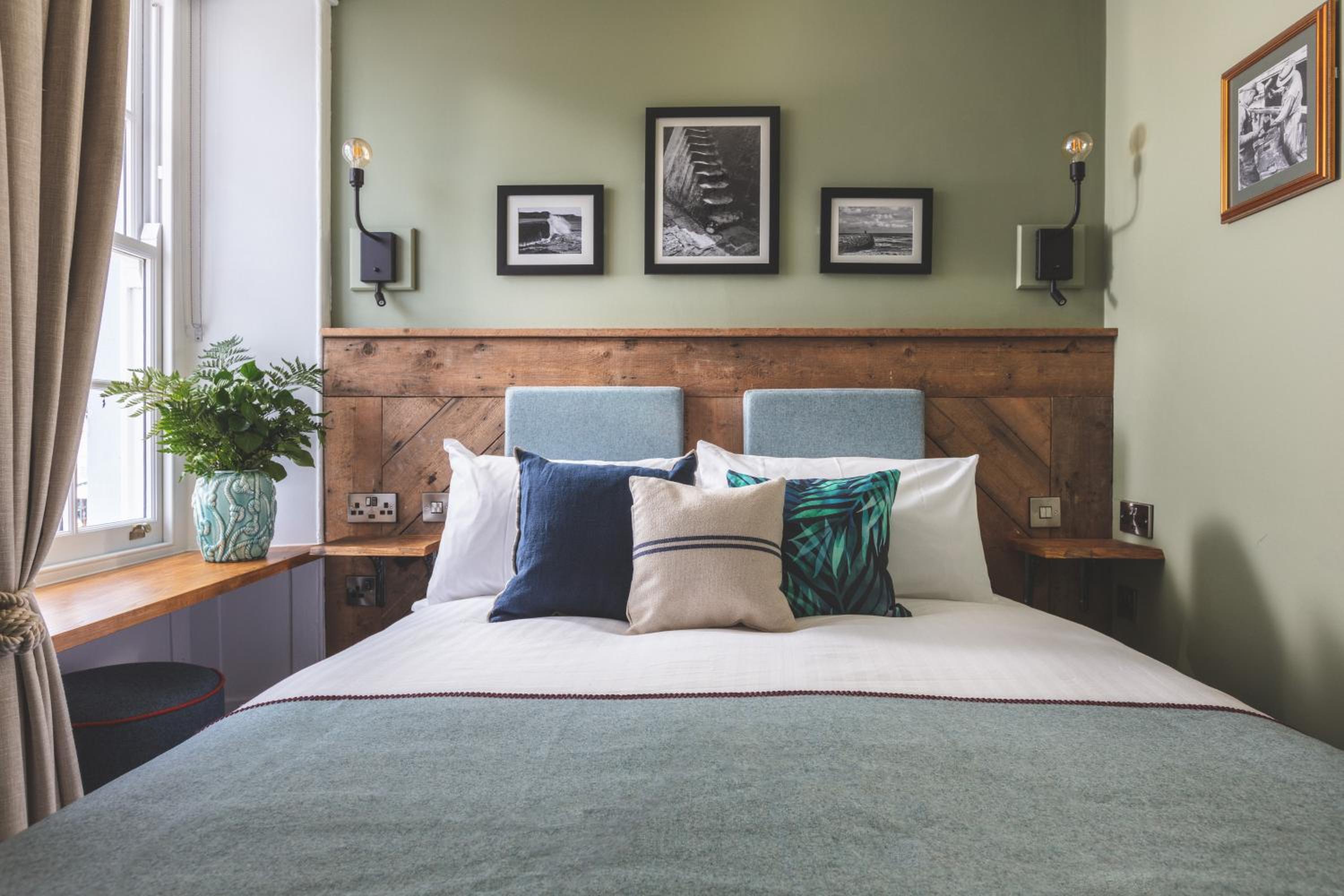 Double Room - Photo 2