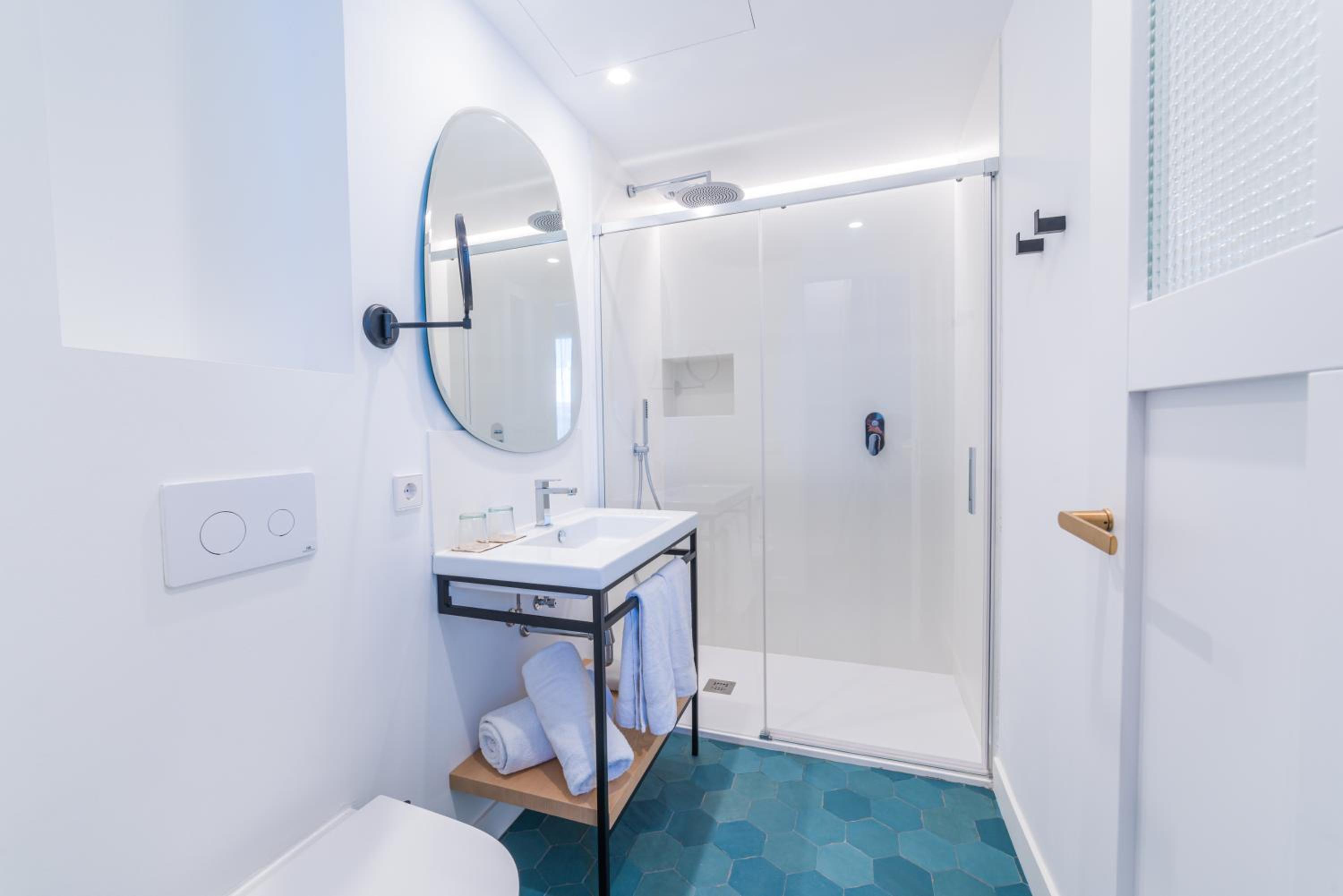 Superior Double/Twin Room - Photo 12