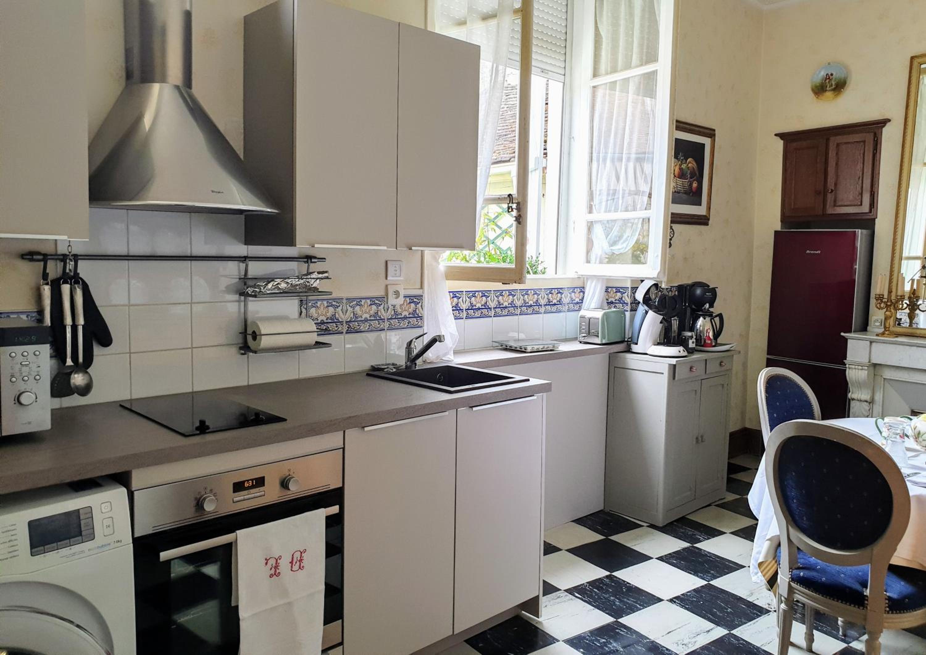 Apartment - Photo 11